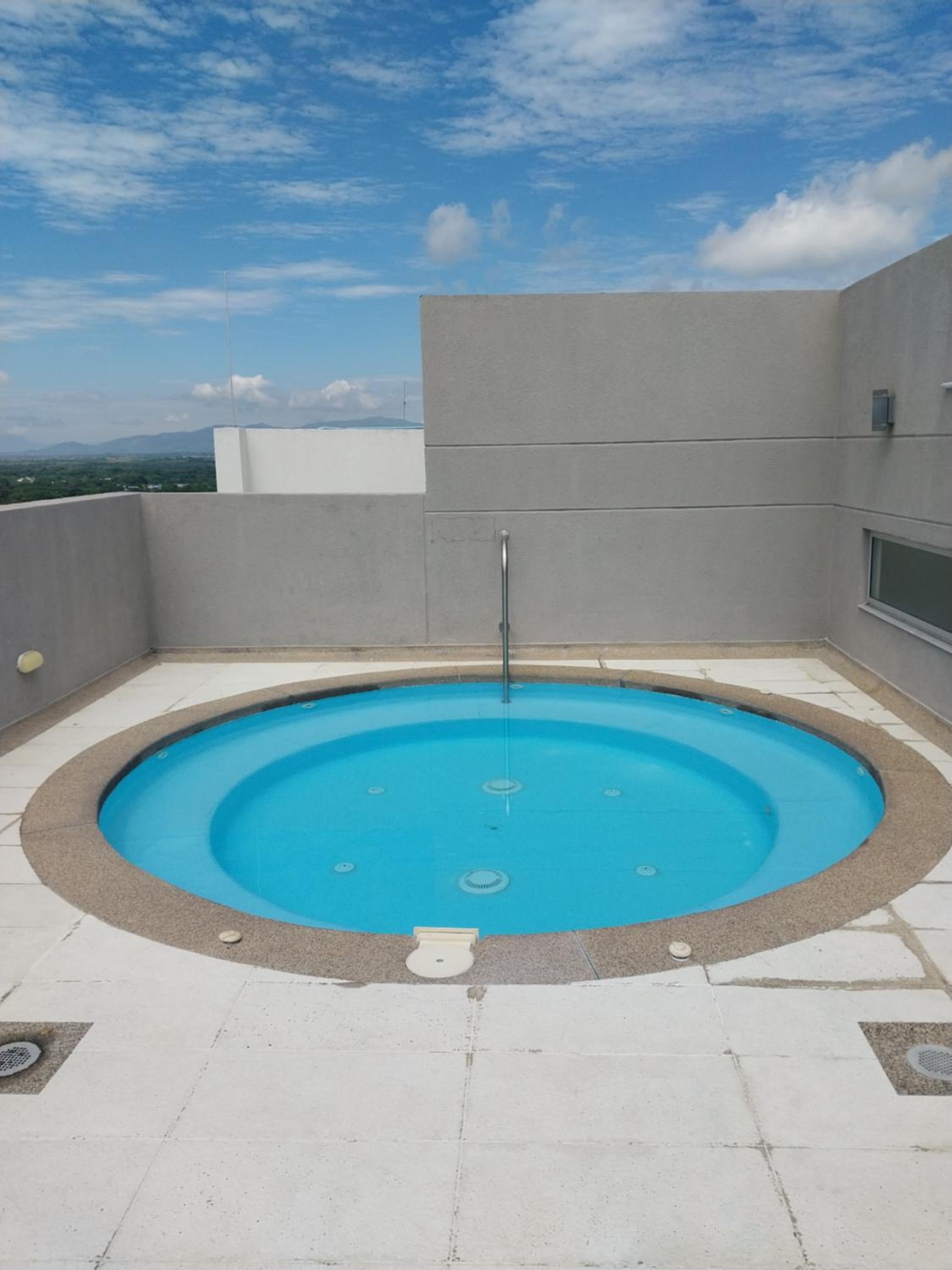 Apartamento Moderno Con Excelente Vista, Piscina, excepto los lunes por mantenimiento y Parqueadero privado, ubicado en Neiva