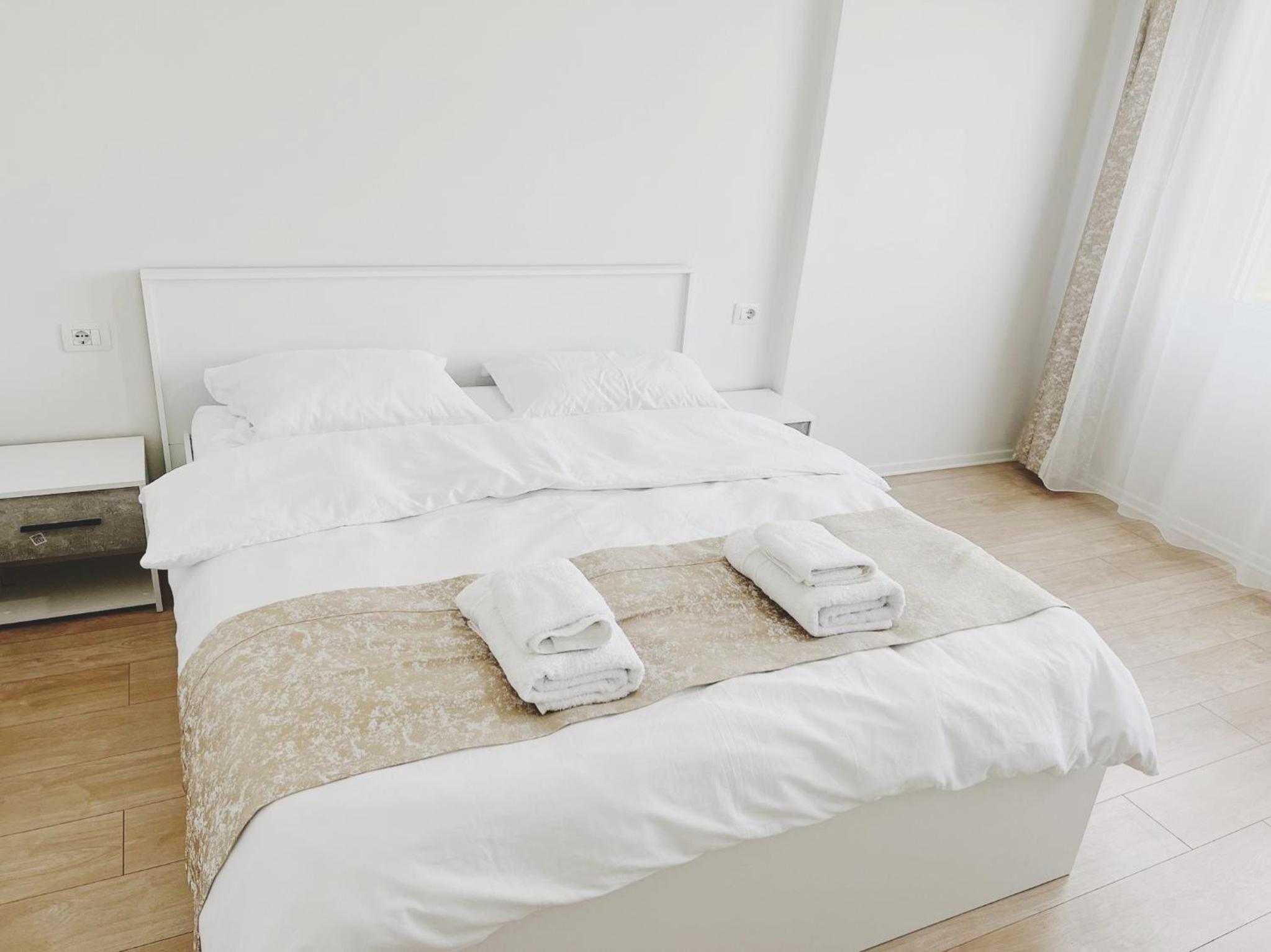 Tirana Lake View Premium Apartment