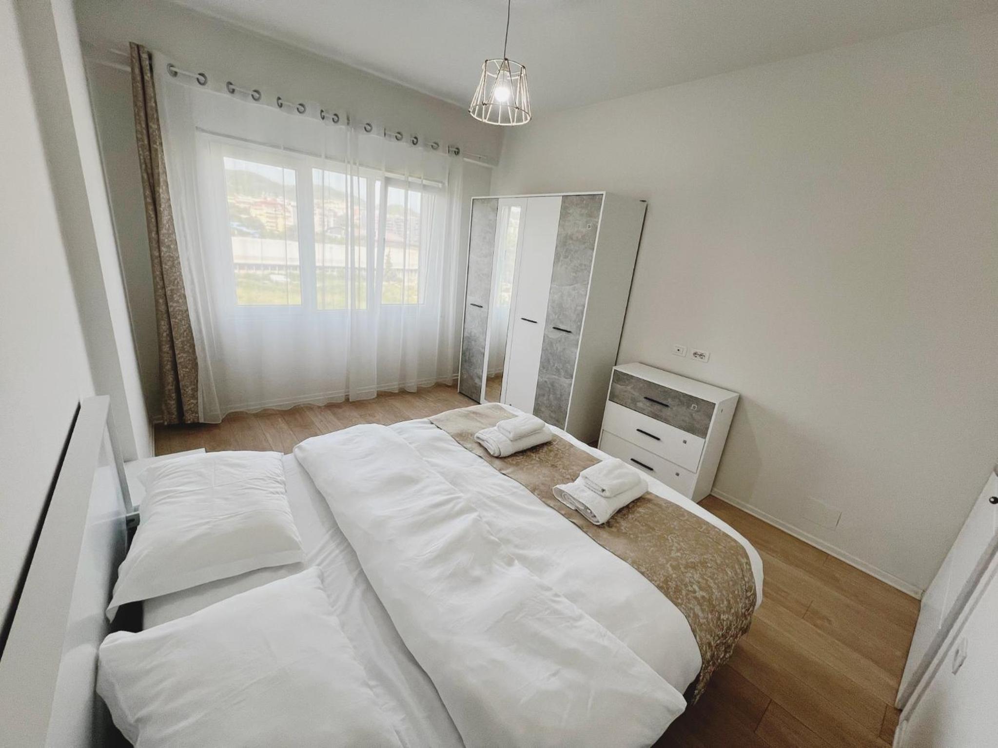 Tirana Lake View Premium Apartment