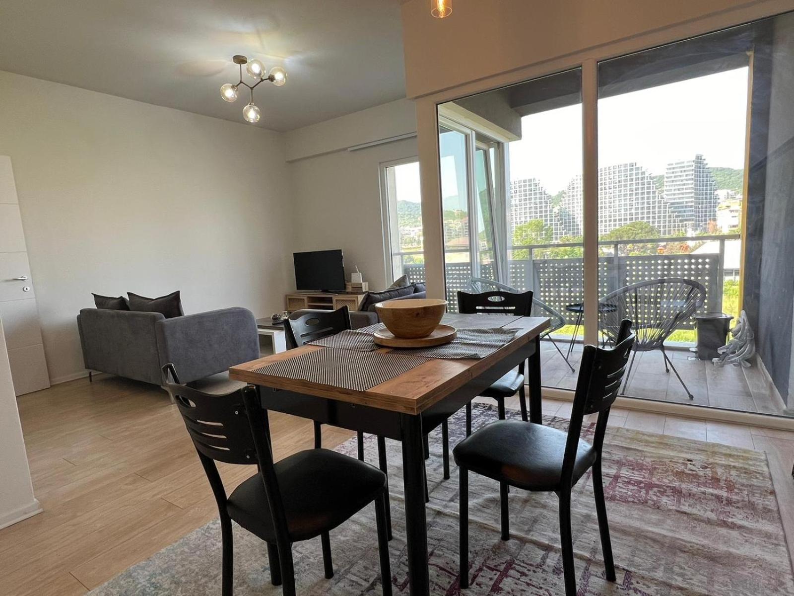 Tirana Lake View Premium Apartment