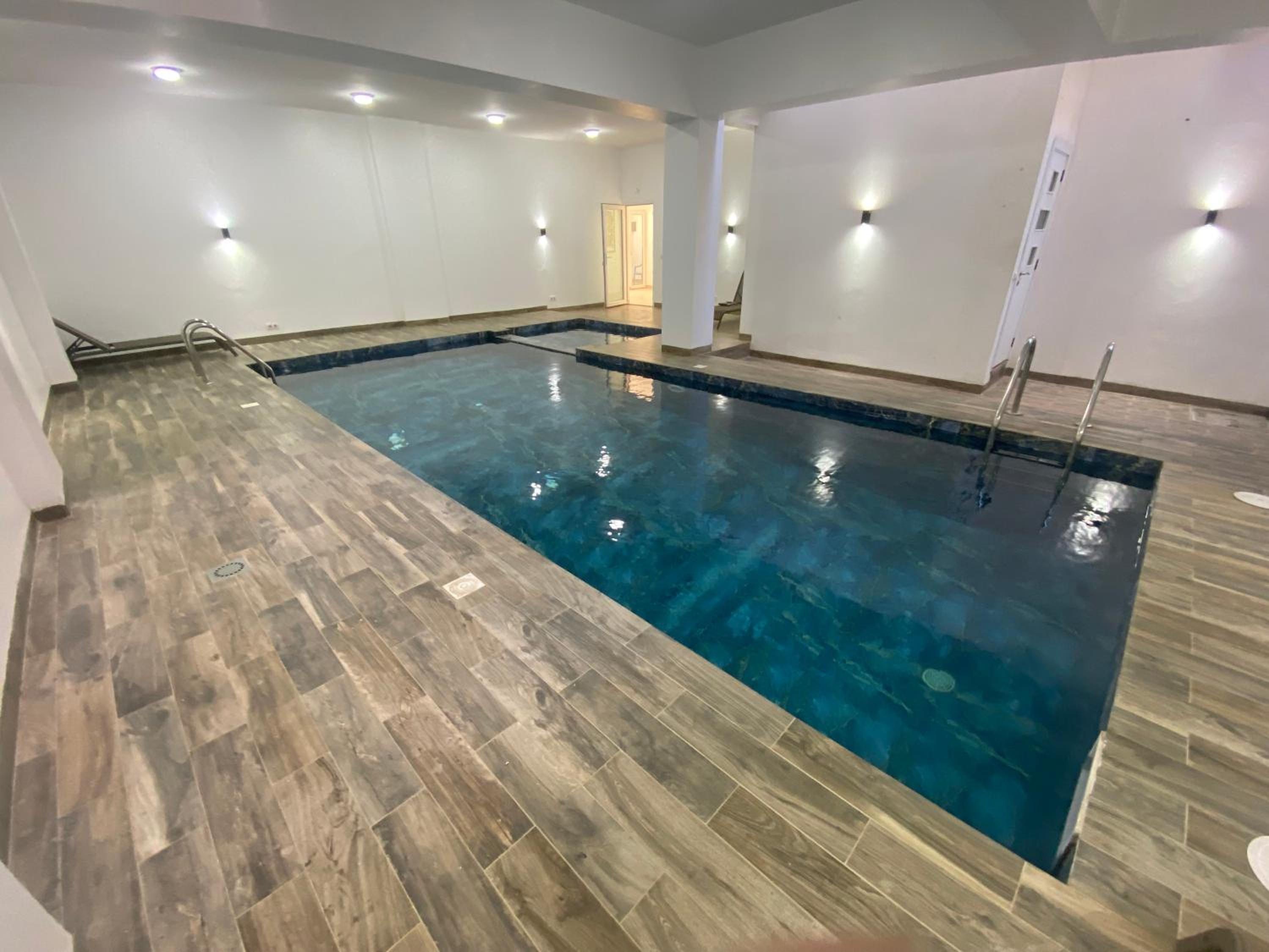 APPARTEMENT DE LUXE view 4