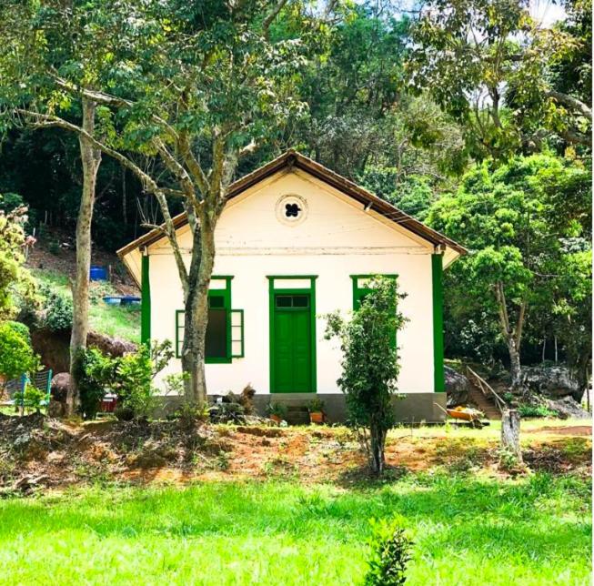 Fazenda inteira e centenária para seu grupo