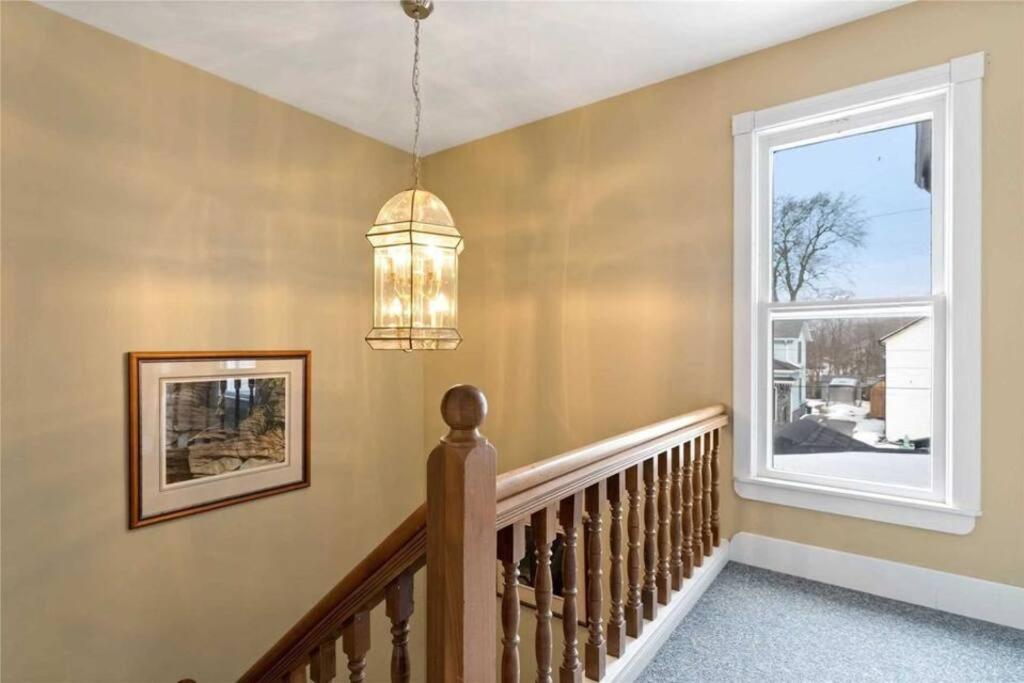 Perfection near the River - 4 Bedroom Villa Complimentary Breakfast Delivered Daily to the Rental