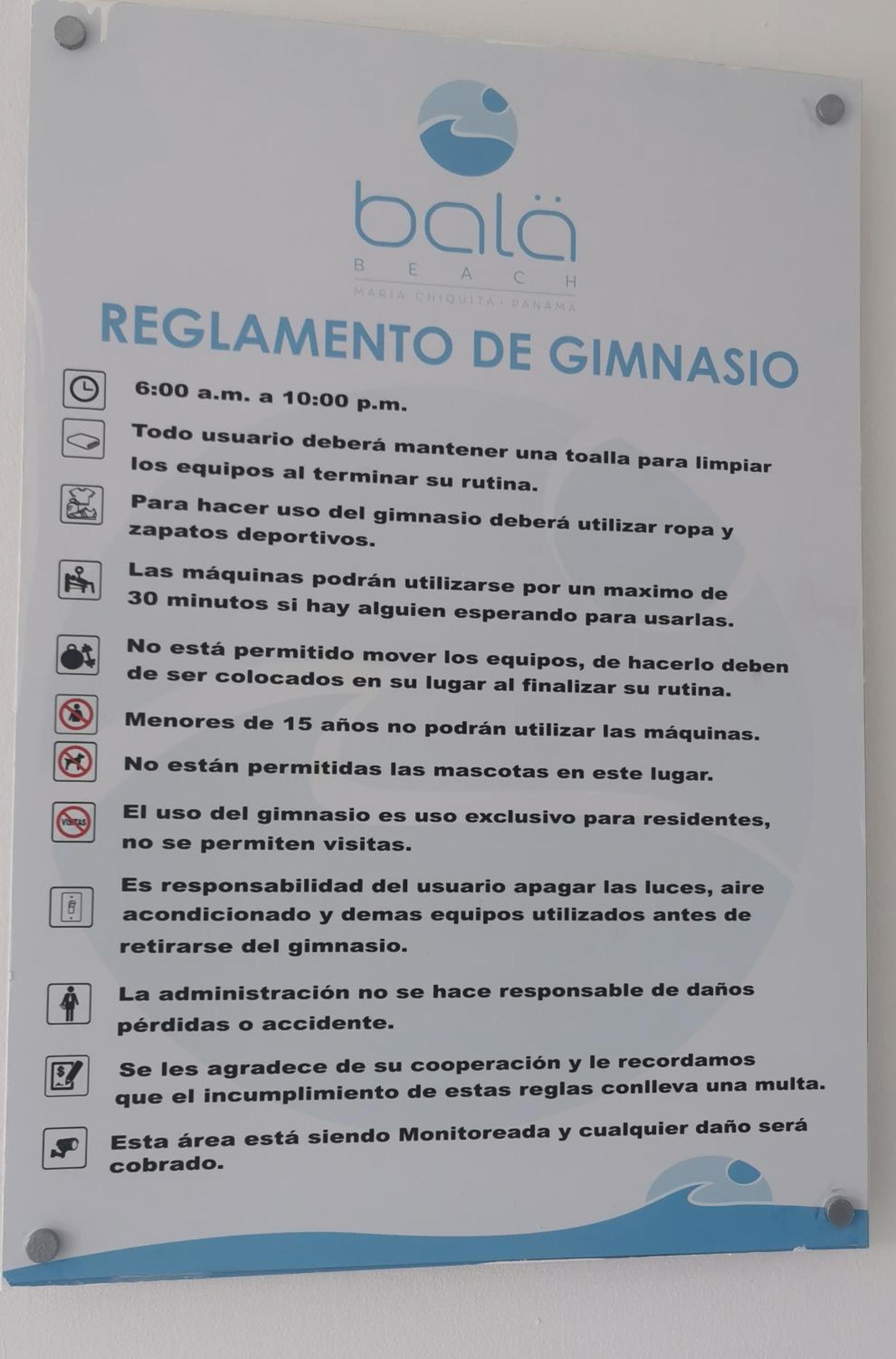 Cómodo Apartamento con vista al Mar y piscina