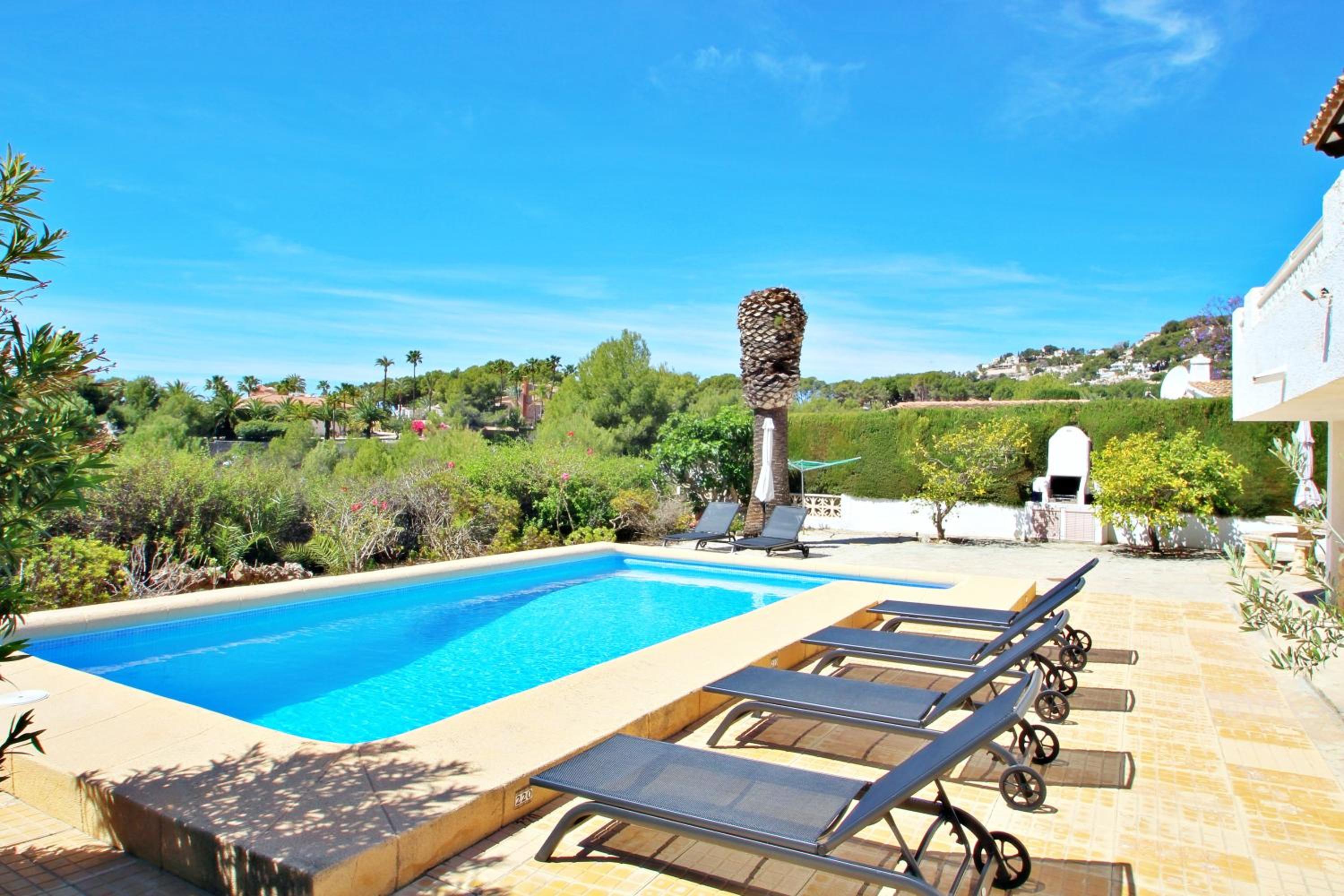 Yojo - holiday villa with private pool and panoramic views in Moraira view 2