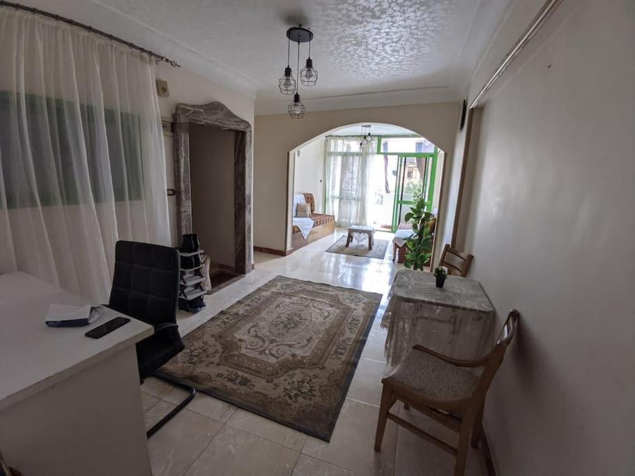 Alexandria Downtown Apartment