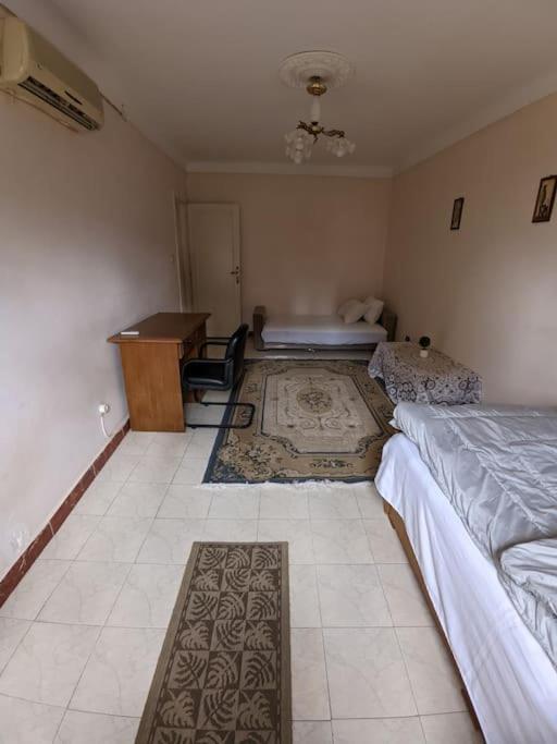 Alexandria Downtown Apartment