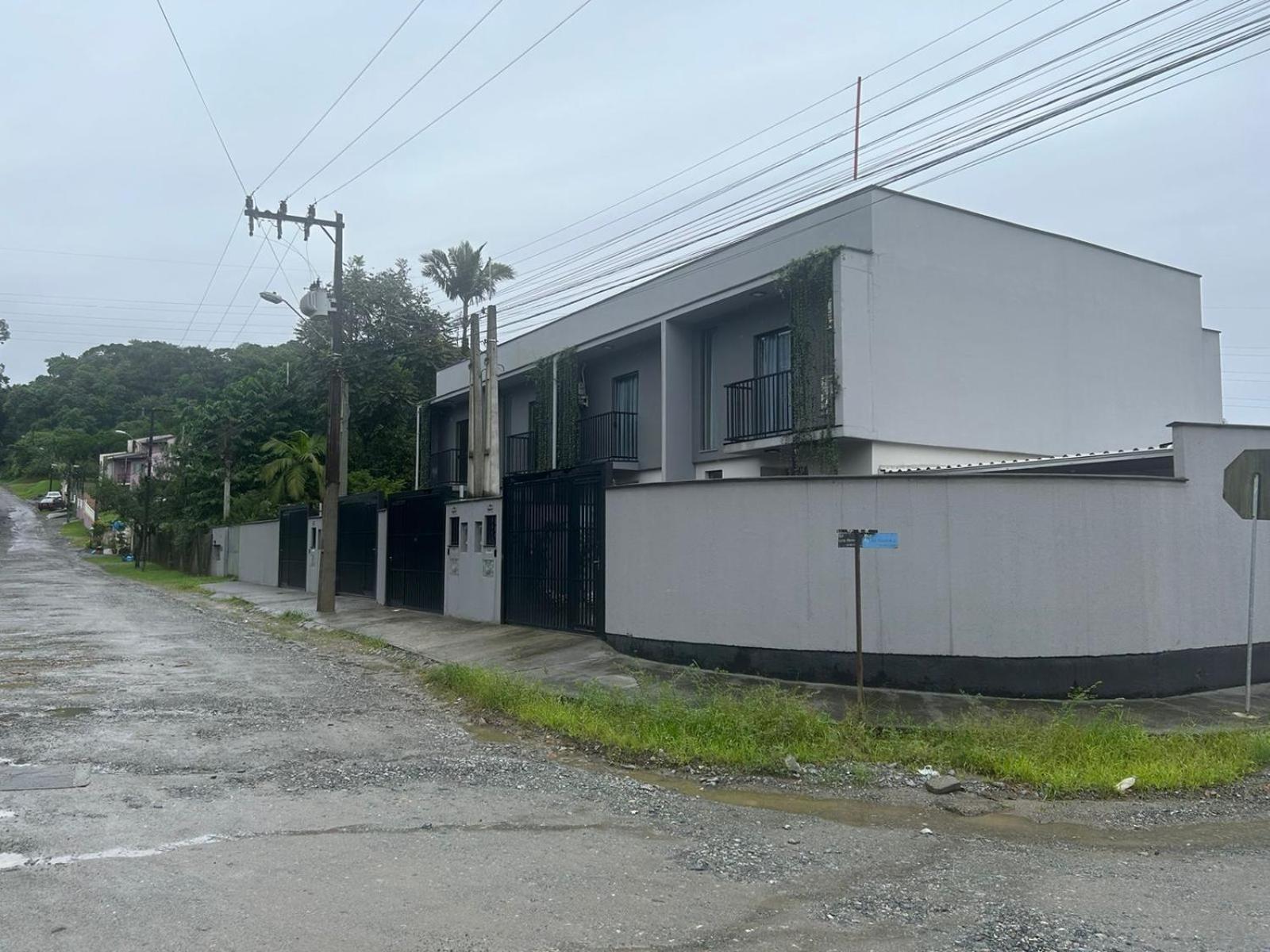 BORA BORA RESIDENCE II Geminados 600 METROS DA EXPOVILLE