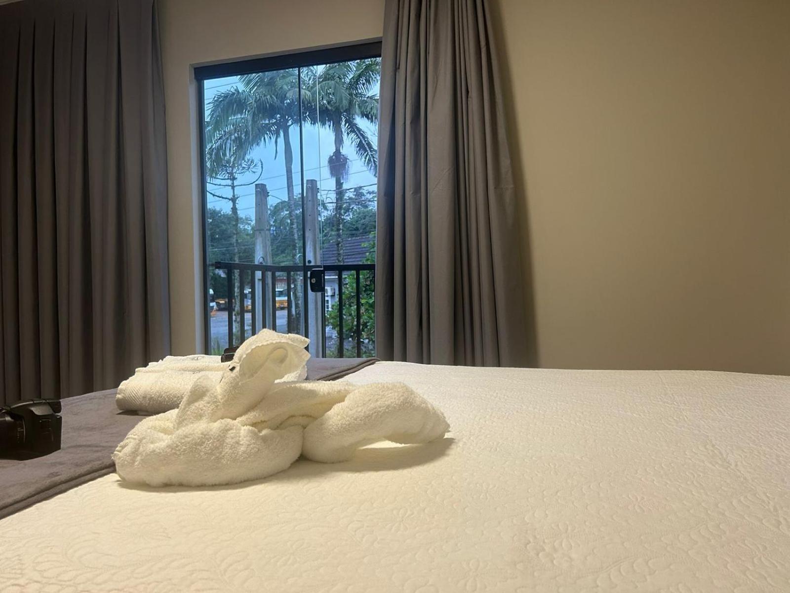 BORA BORA RESIDENCE II Geminados 600 METROS DA EXPOVILLE