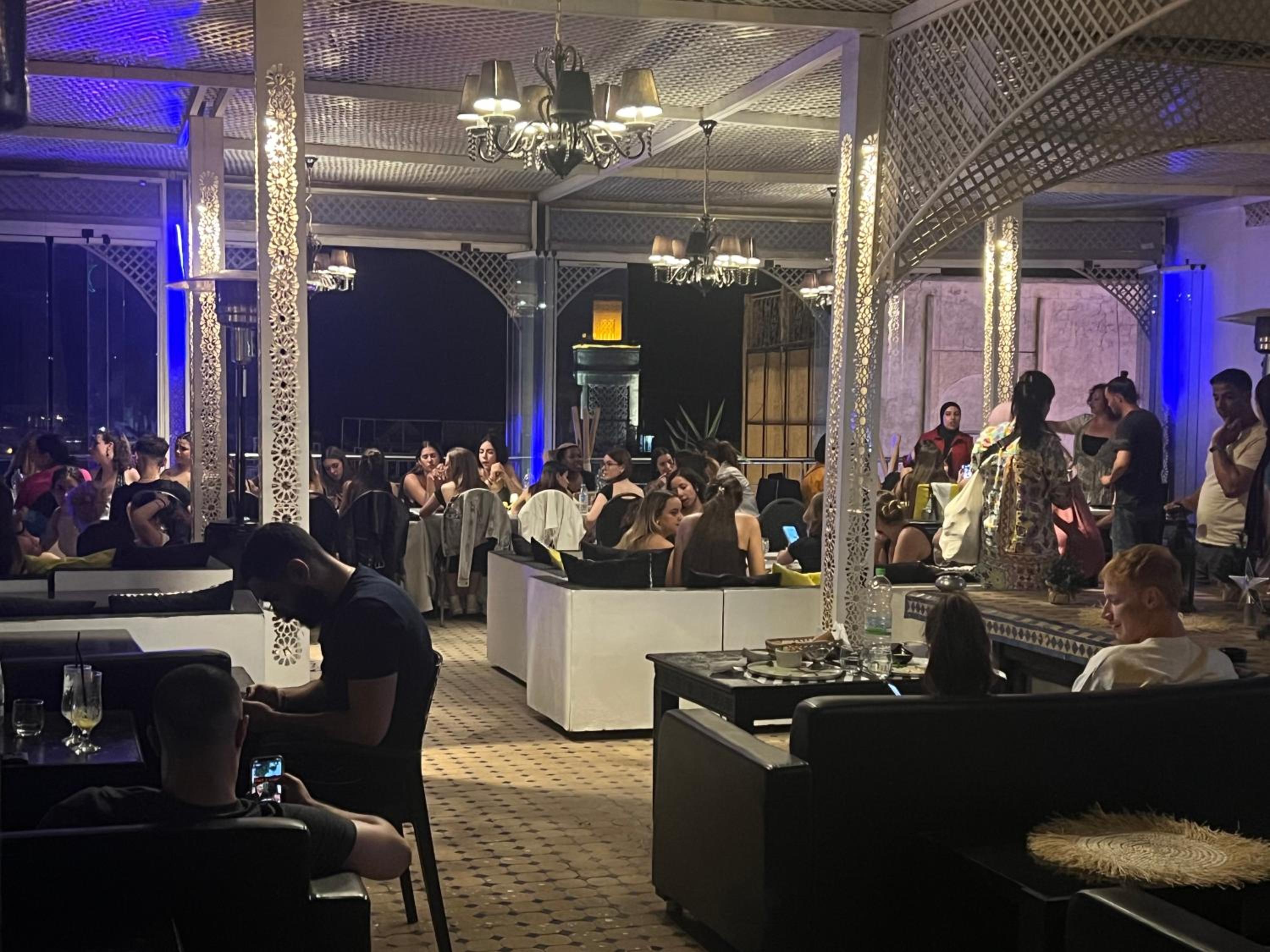 lounge