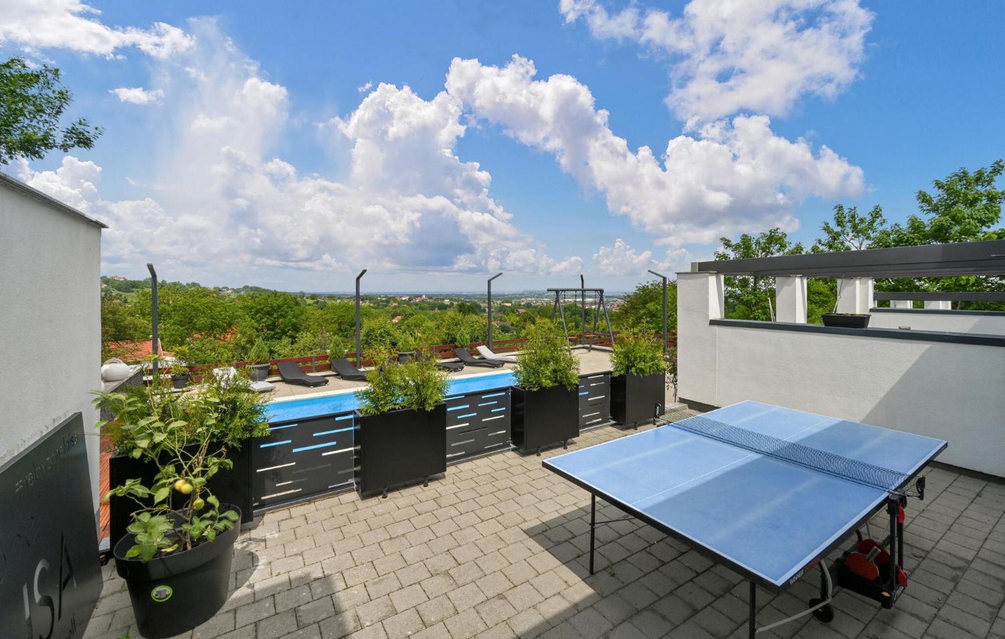 Gorgeous Home In Varazdin Breg With Sauna view 4