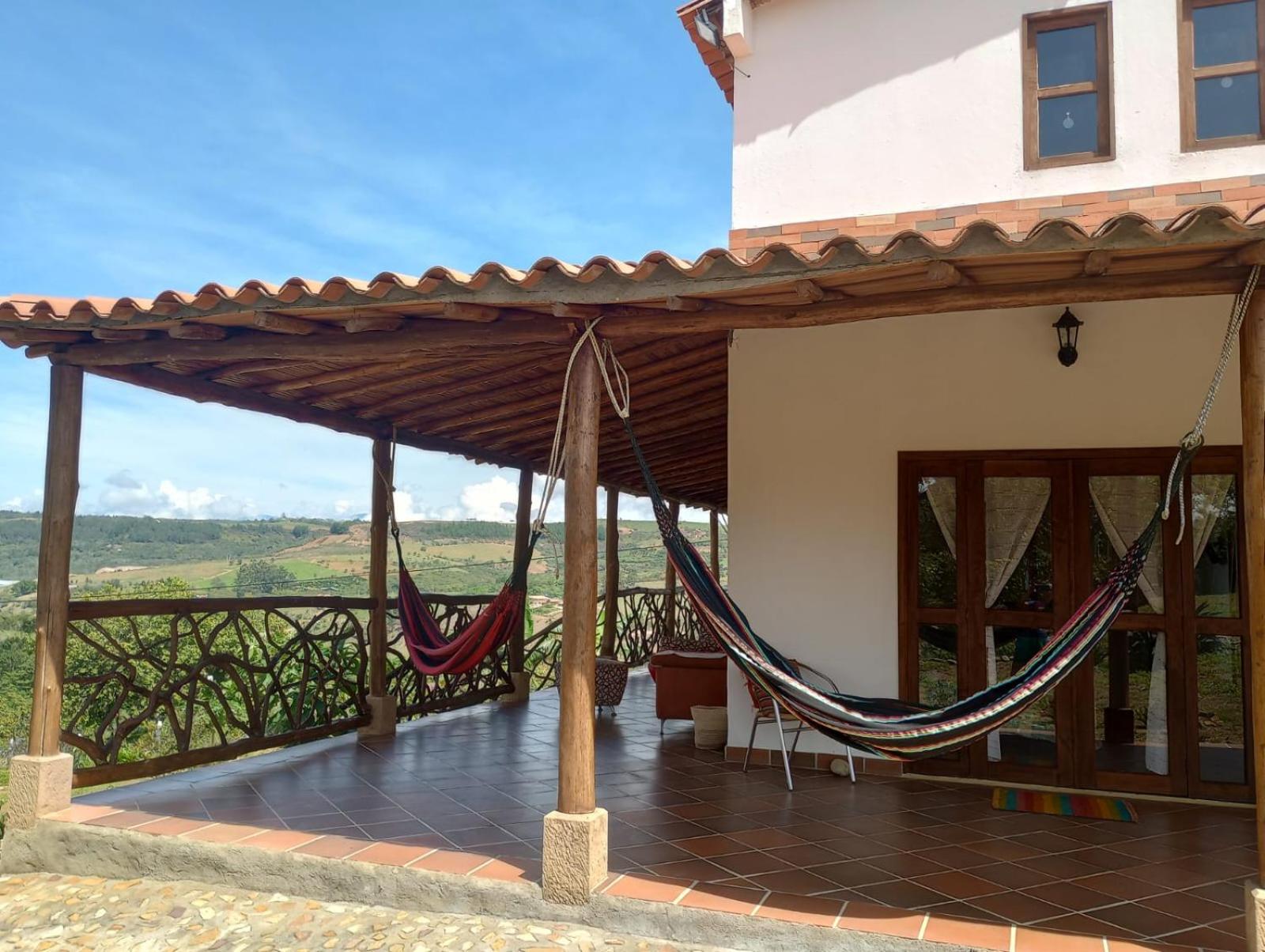 Casa Amatista Curiti