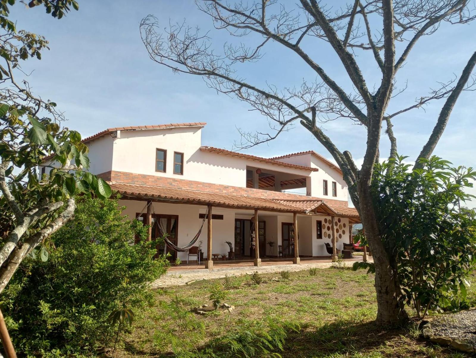 Casa Amatista Curiti