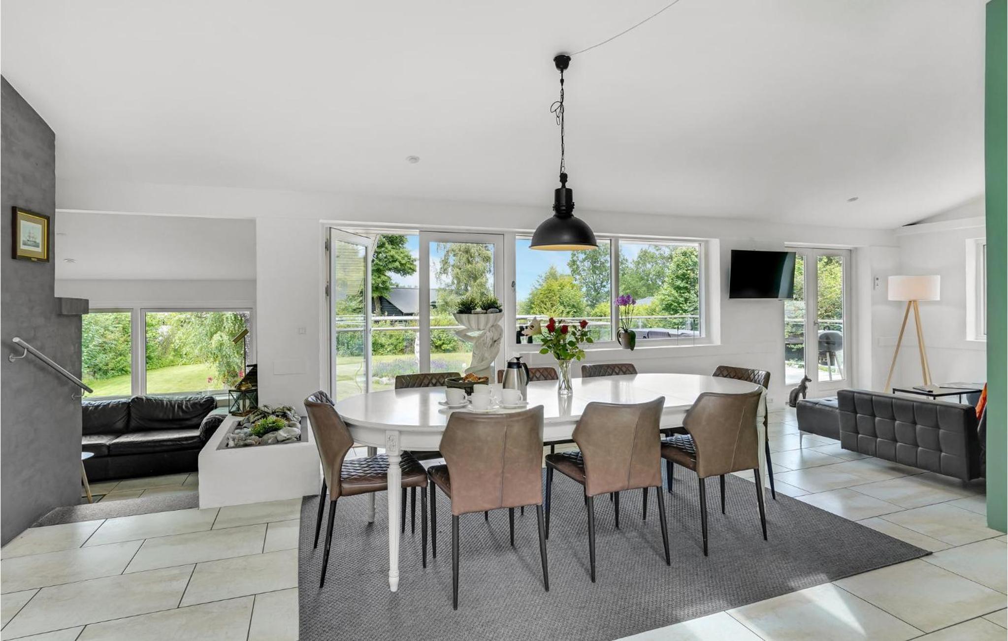 Four-Bedroom Holiday Home In Stroby
