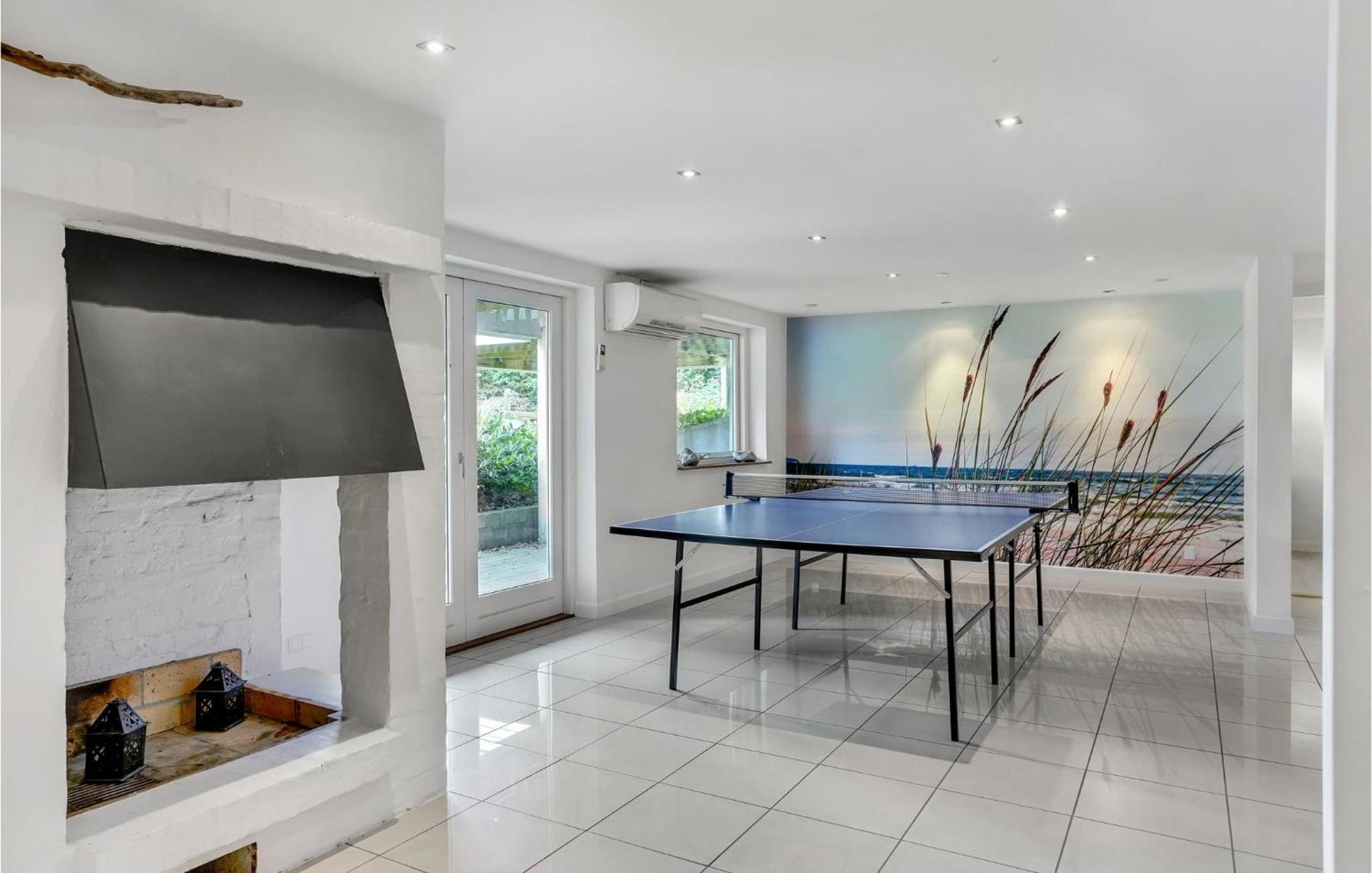 Four-Bedroom Holiday Home In Stroby