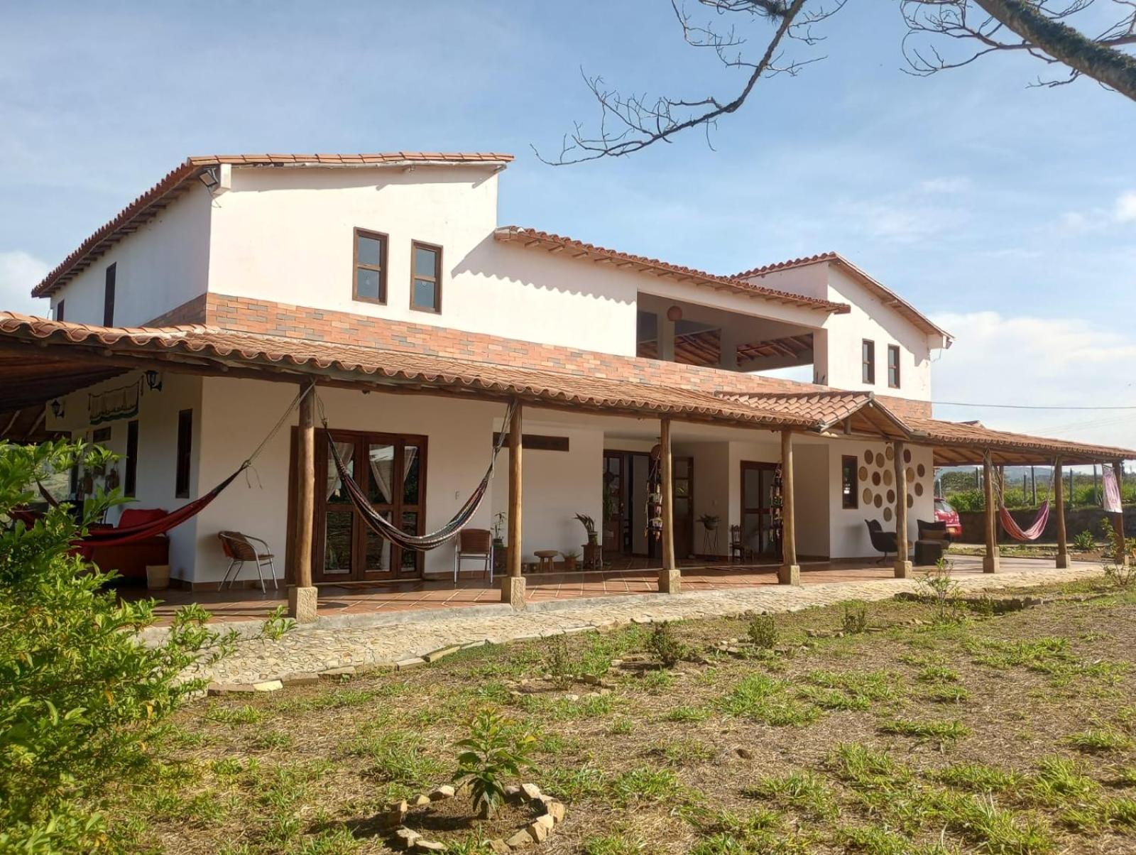Casa Amatista Curiti