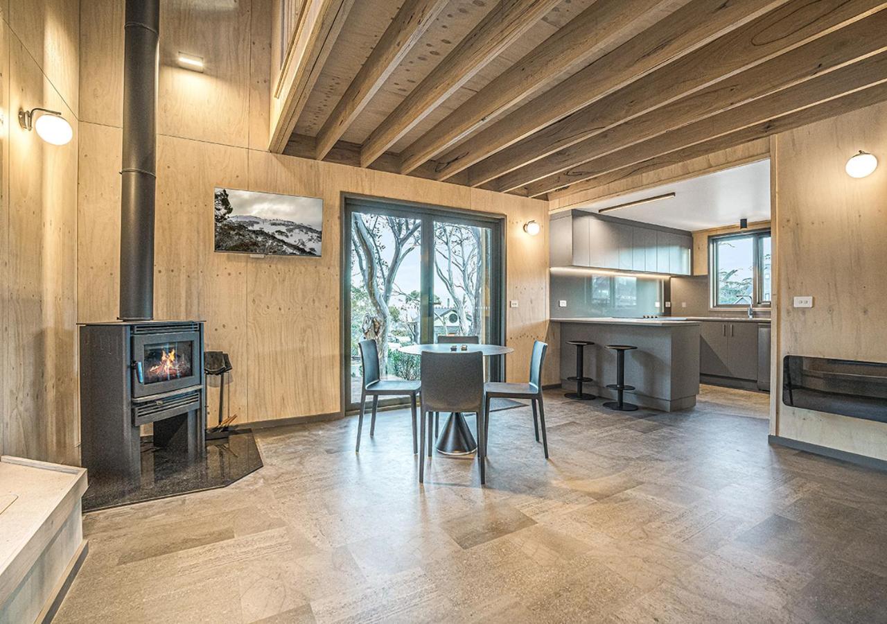 Cosy Cabin 15 min drive from Mount Hotham