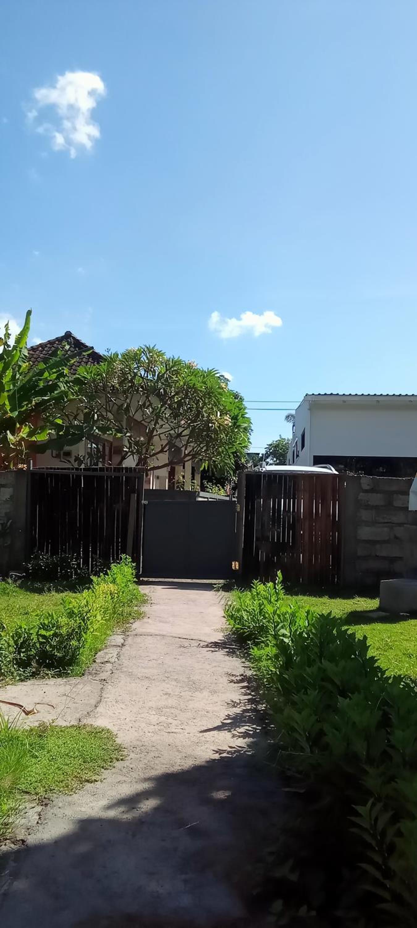 Giri Homestay