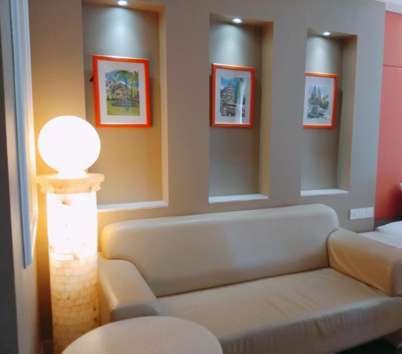 Alpine Deluxe Suite photo 2