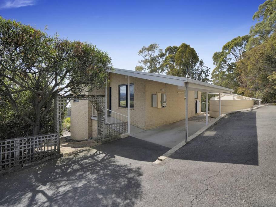 Coningham Beachouse
