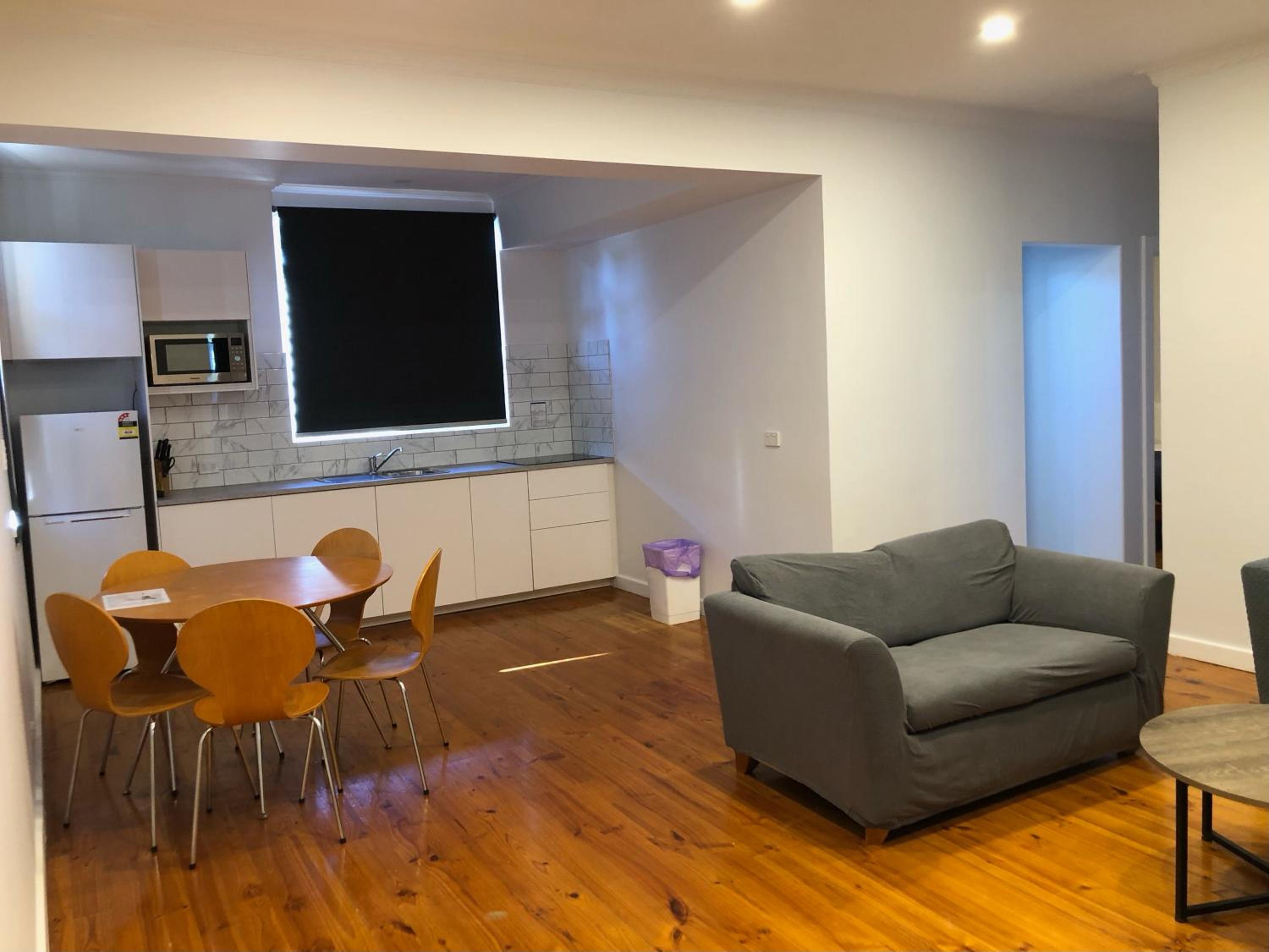 Glenelg Holiday Apartments-Ellis 200 meters to the Beach Free Parking