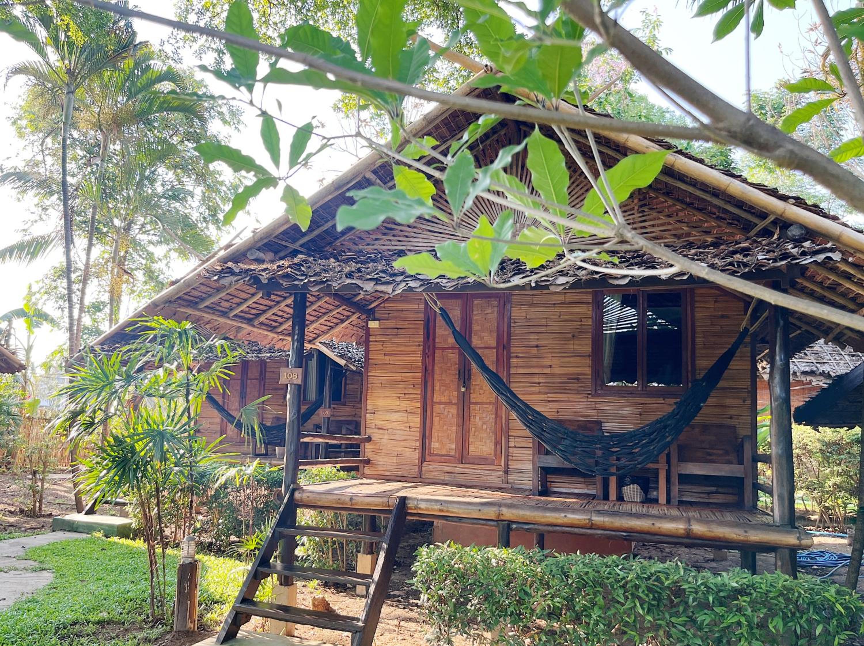 Pai Country Hut