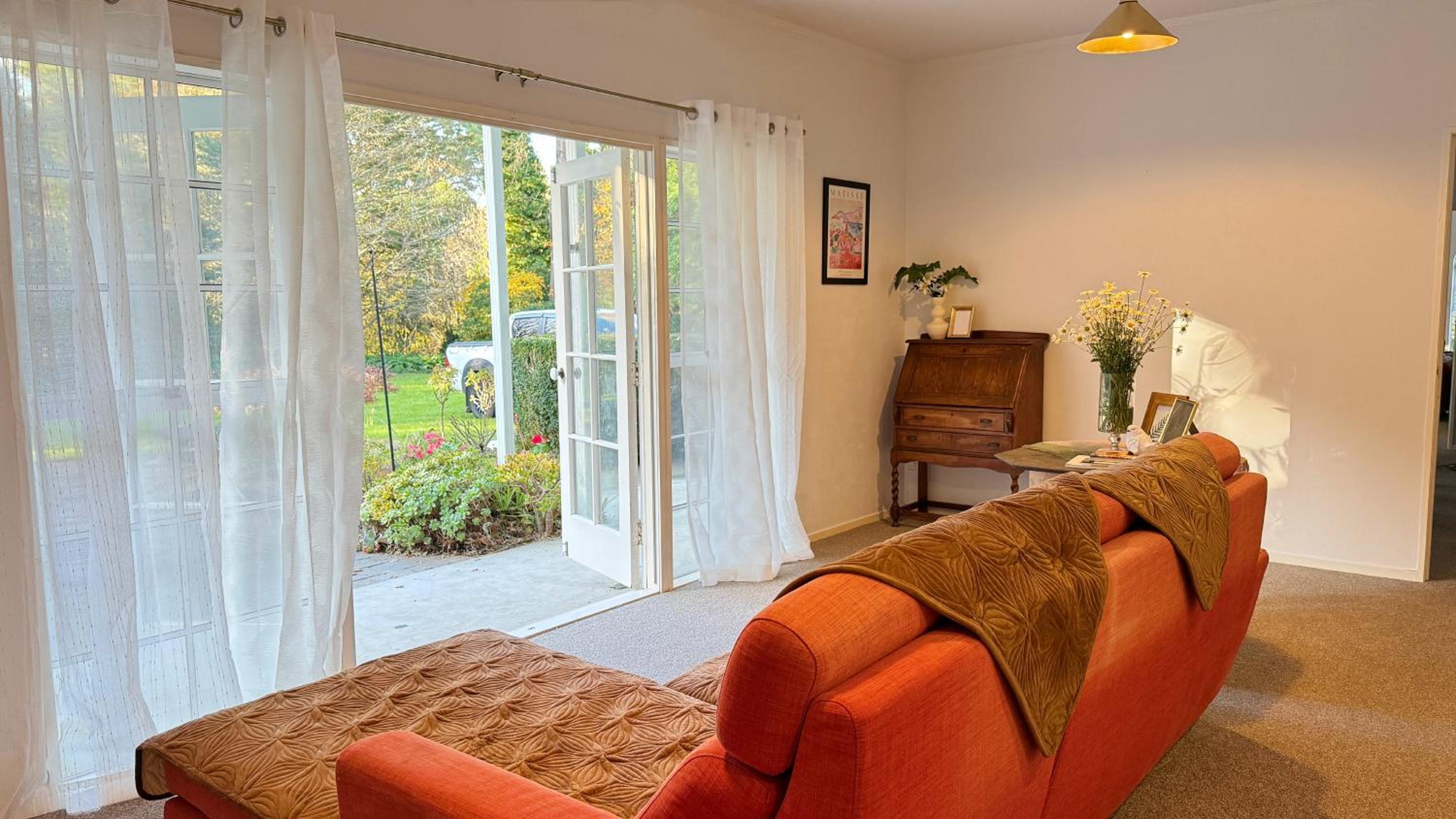 5Rooms life-style in City—“Golden Harvest Retreat”