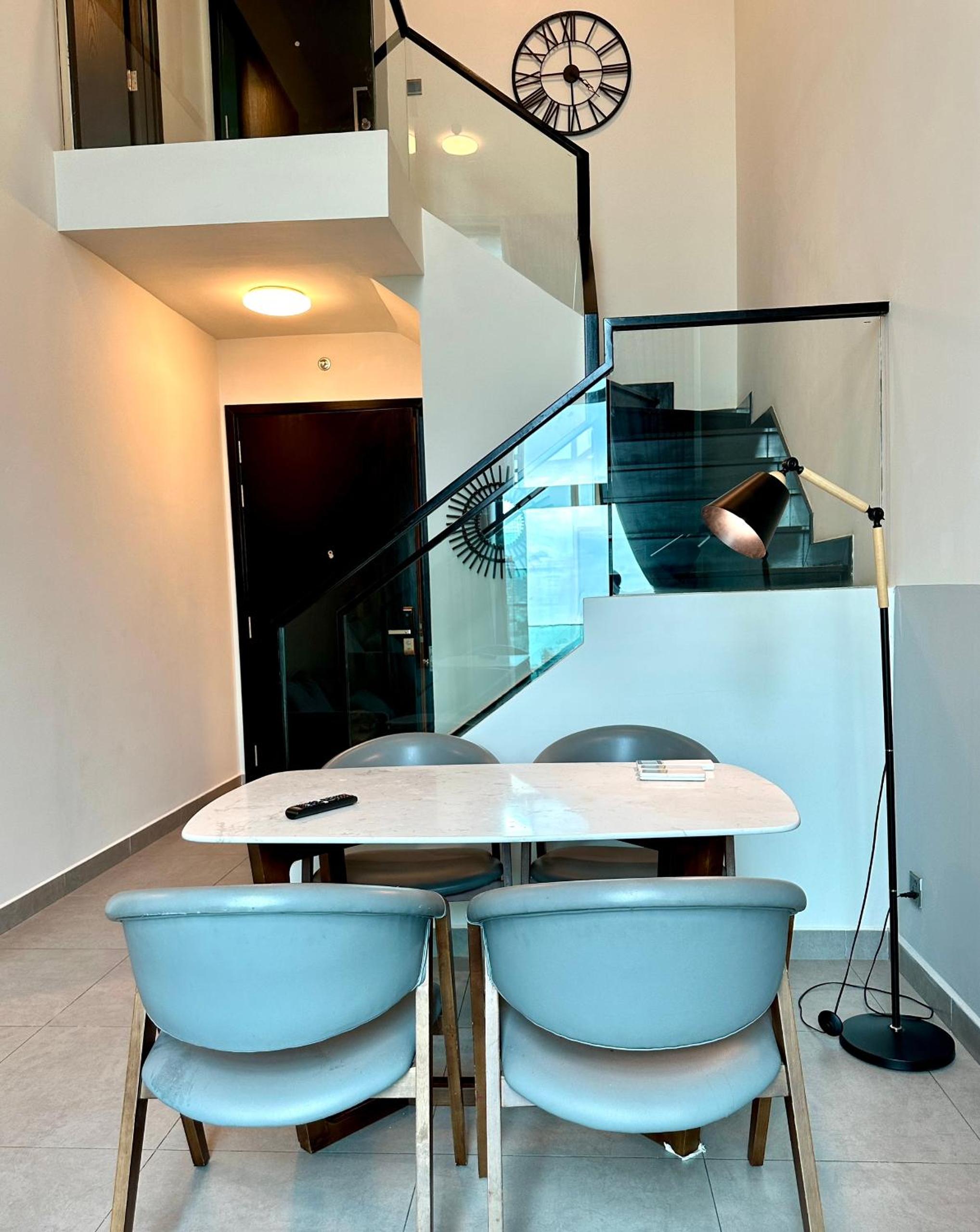 Feliz Luxurry Duplex Apartment Saigon