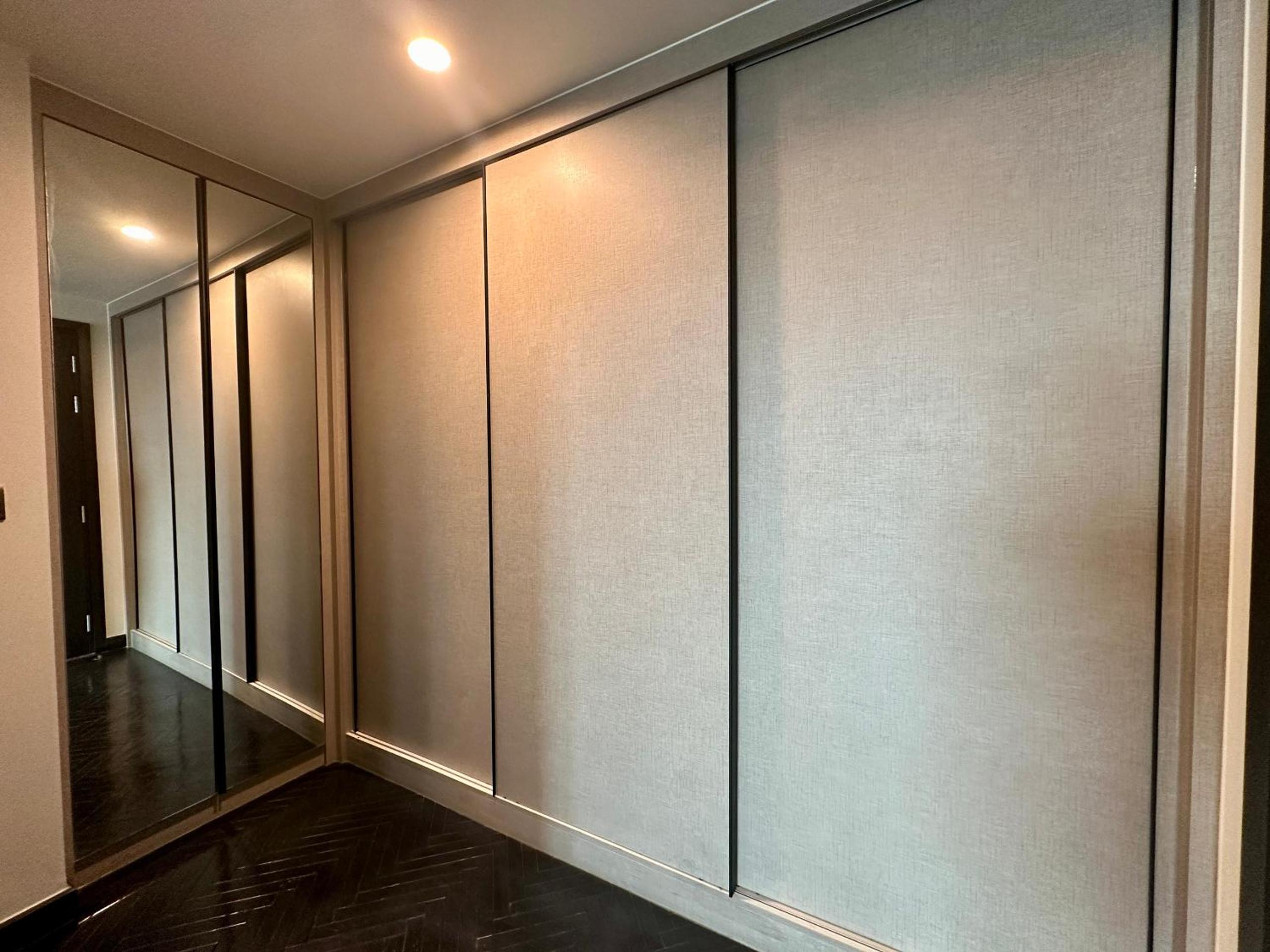 Feliz Luxurry Duplex Apartment Saigon