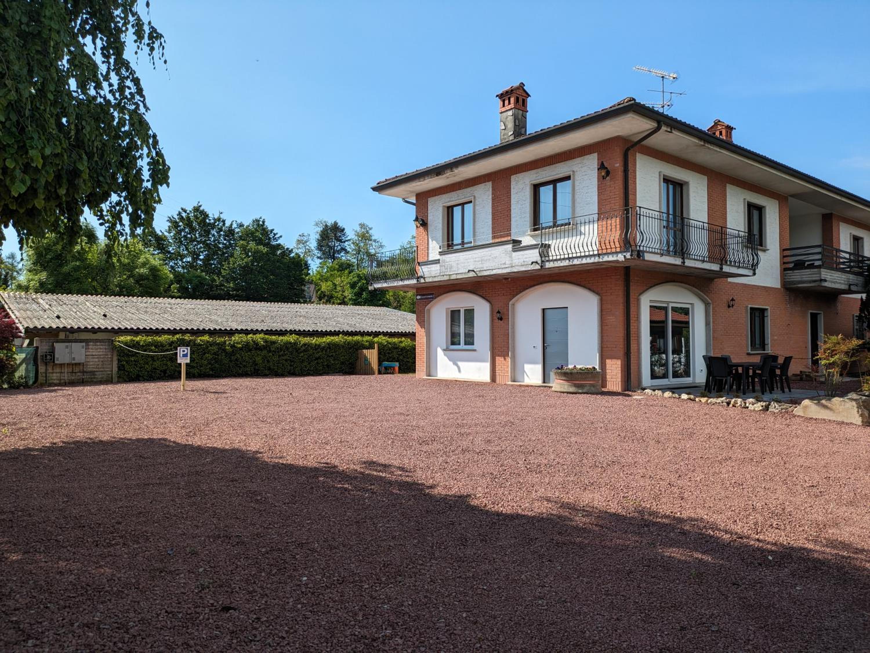 CAV Casa del vecchio faggio - 4 stelle - Nebbiuno Lago Maggiore view 2