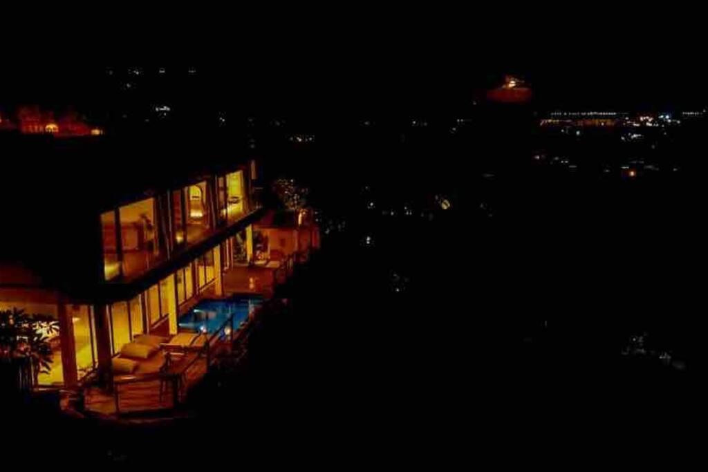 “Above The Coconuts - Villa Silk” Kuta Central view 2
