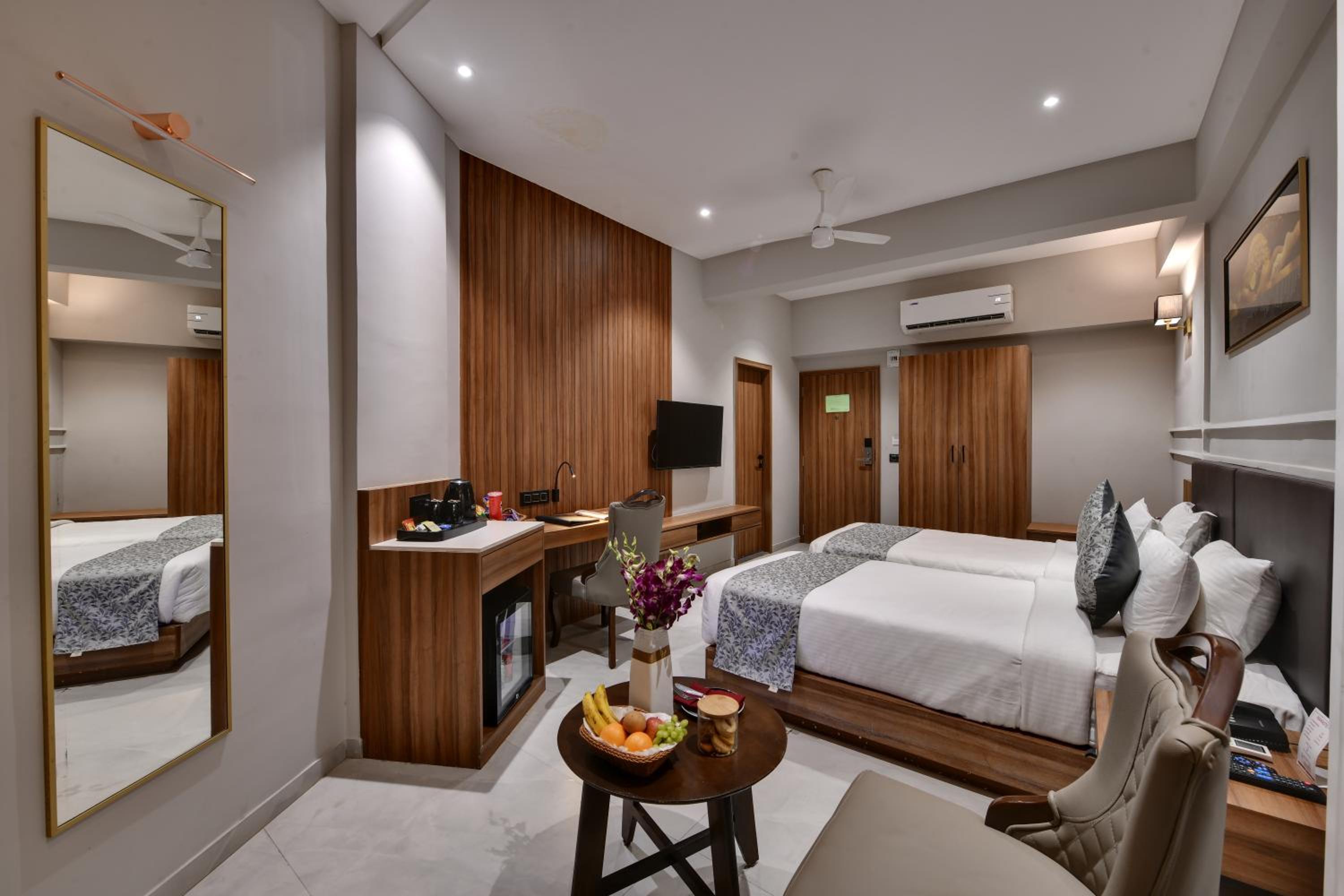 Regenta Inn Motikhavdi Jamnagar