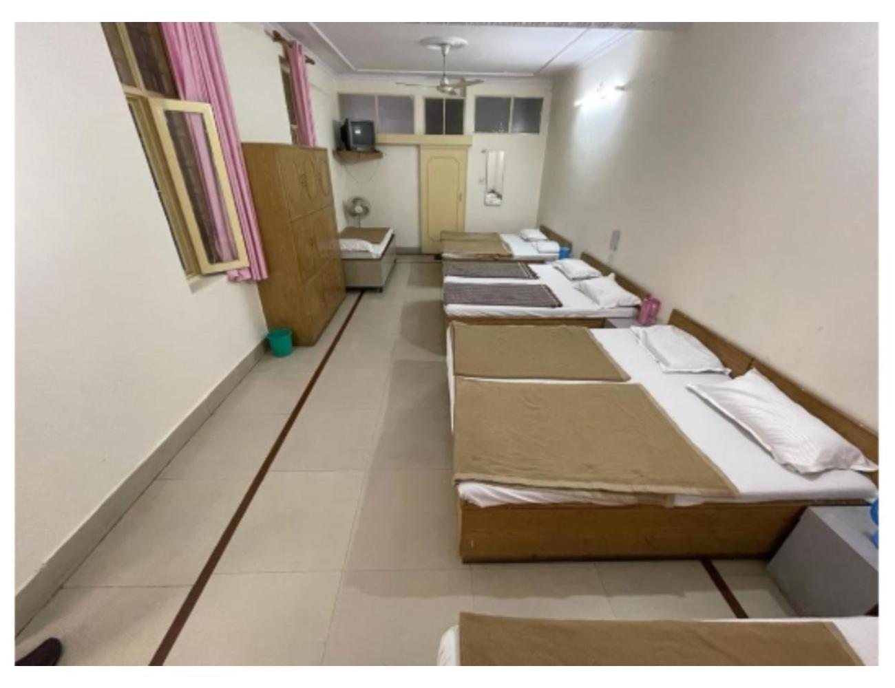 Hotel Valley Inn, Srinagar