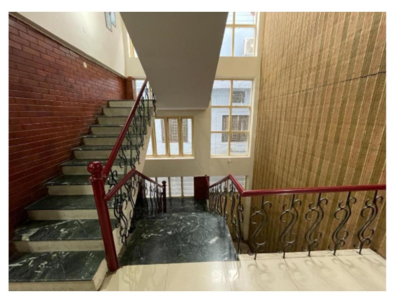 Hotel Valley Inn, Srinagar