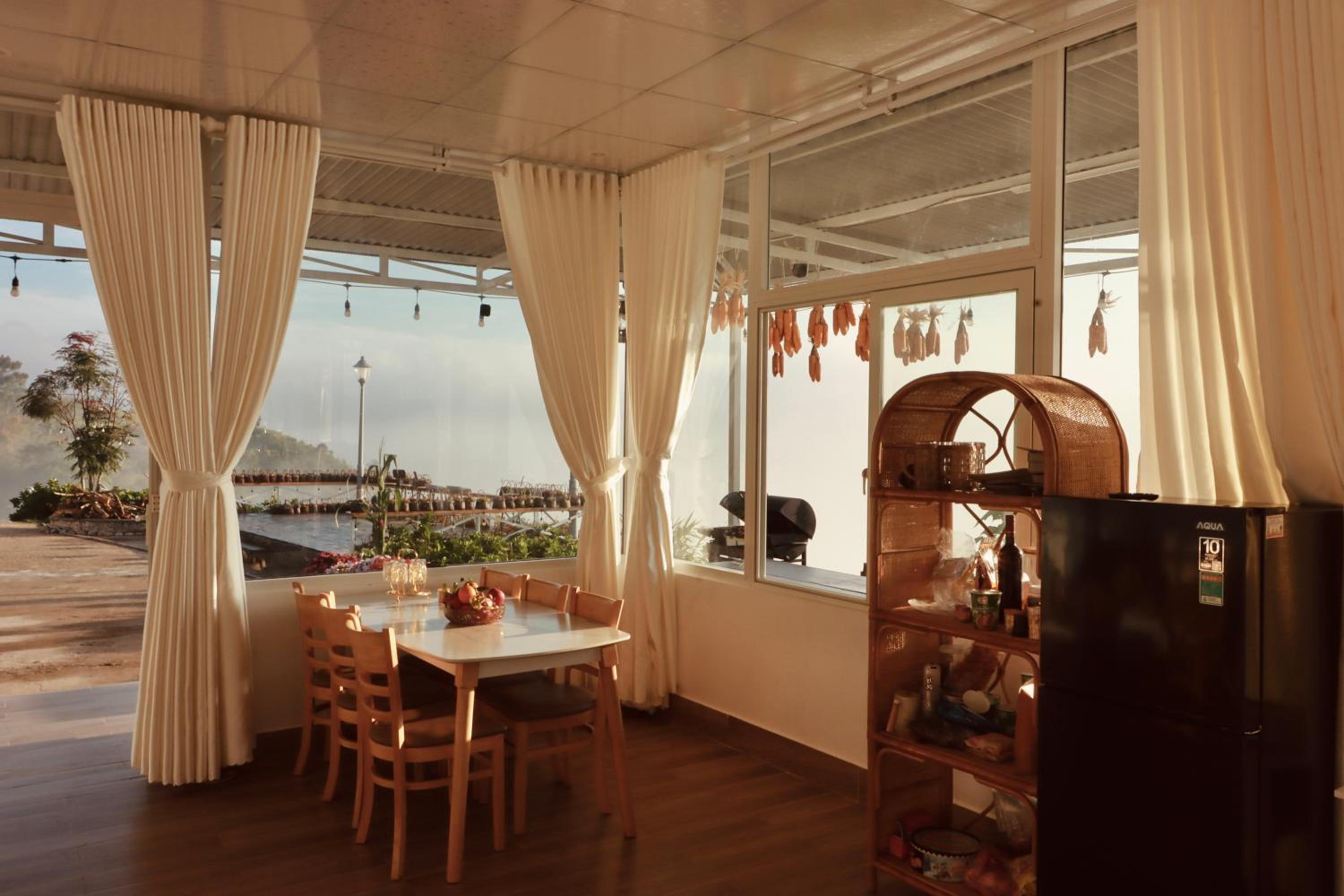 THỎ NON GARDEN CLOUDY OCEAN VIEW