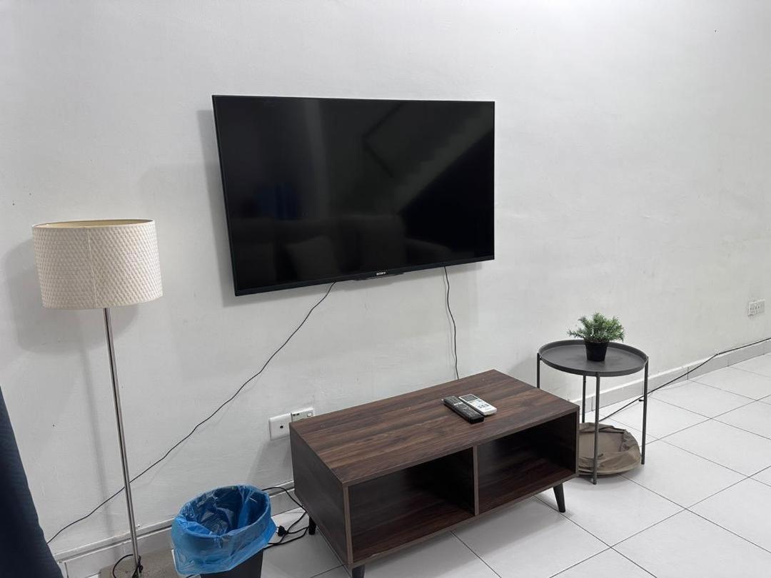 Desa Tebrau 2 5mins IKEA Toppen PeiKin AICC HeLiXuan Restaurant