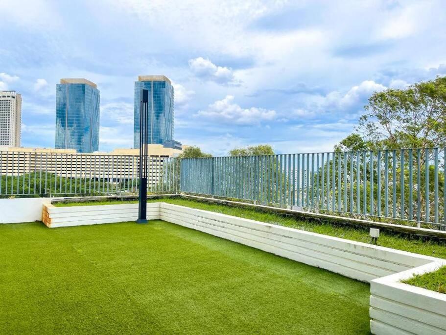 Blissful Southkey 2BR Midvalley
