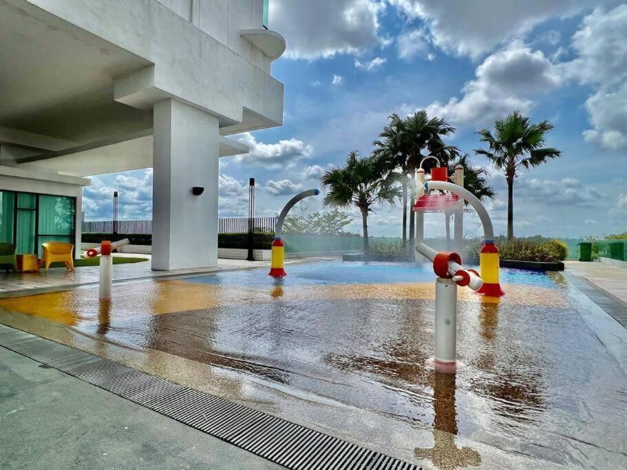 Blissful Southkey 2BR Midvalley