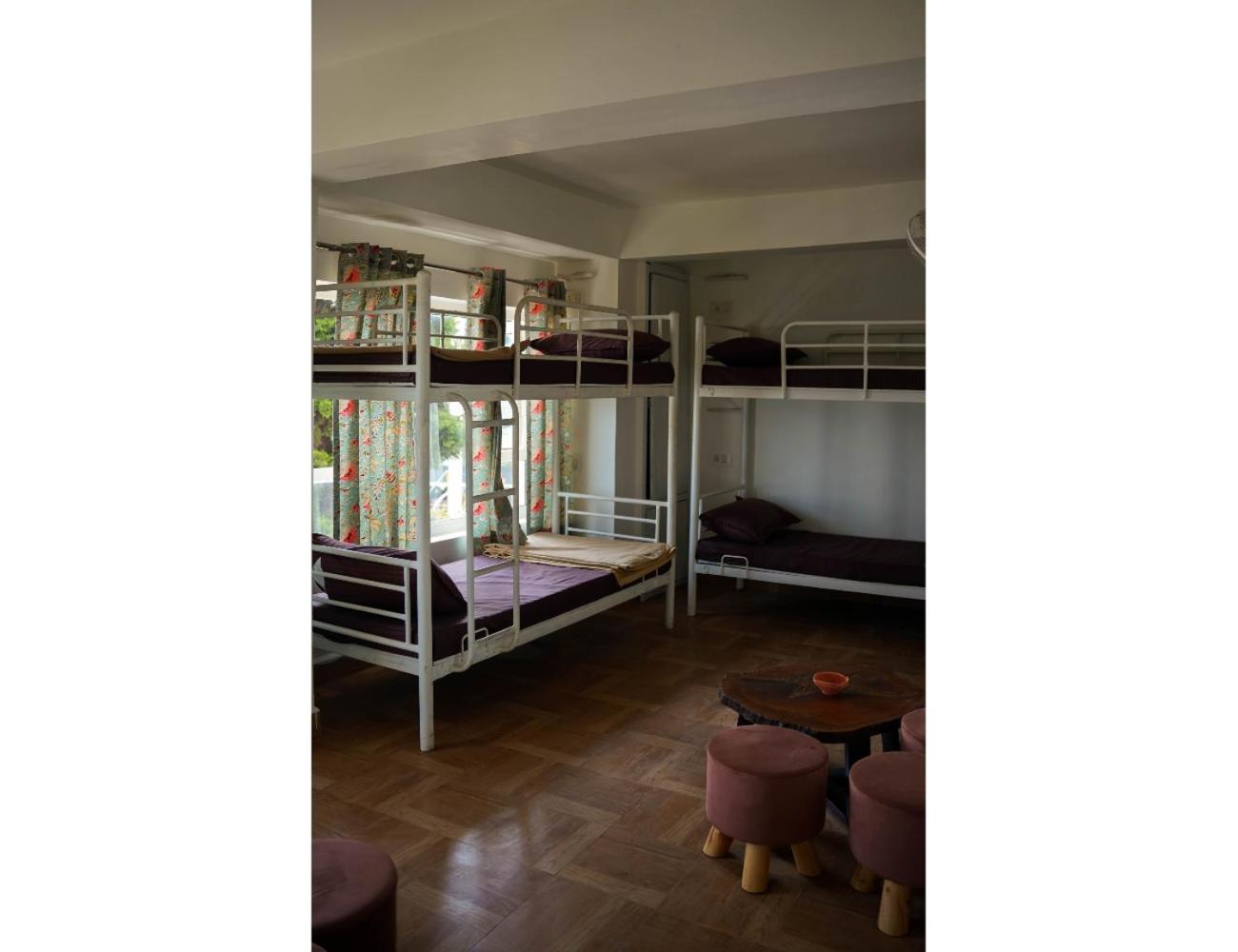 Event-First Bunkotel