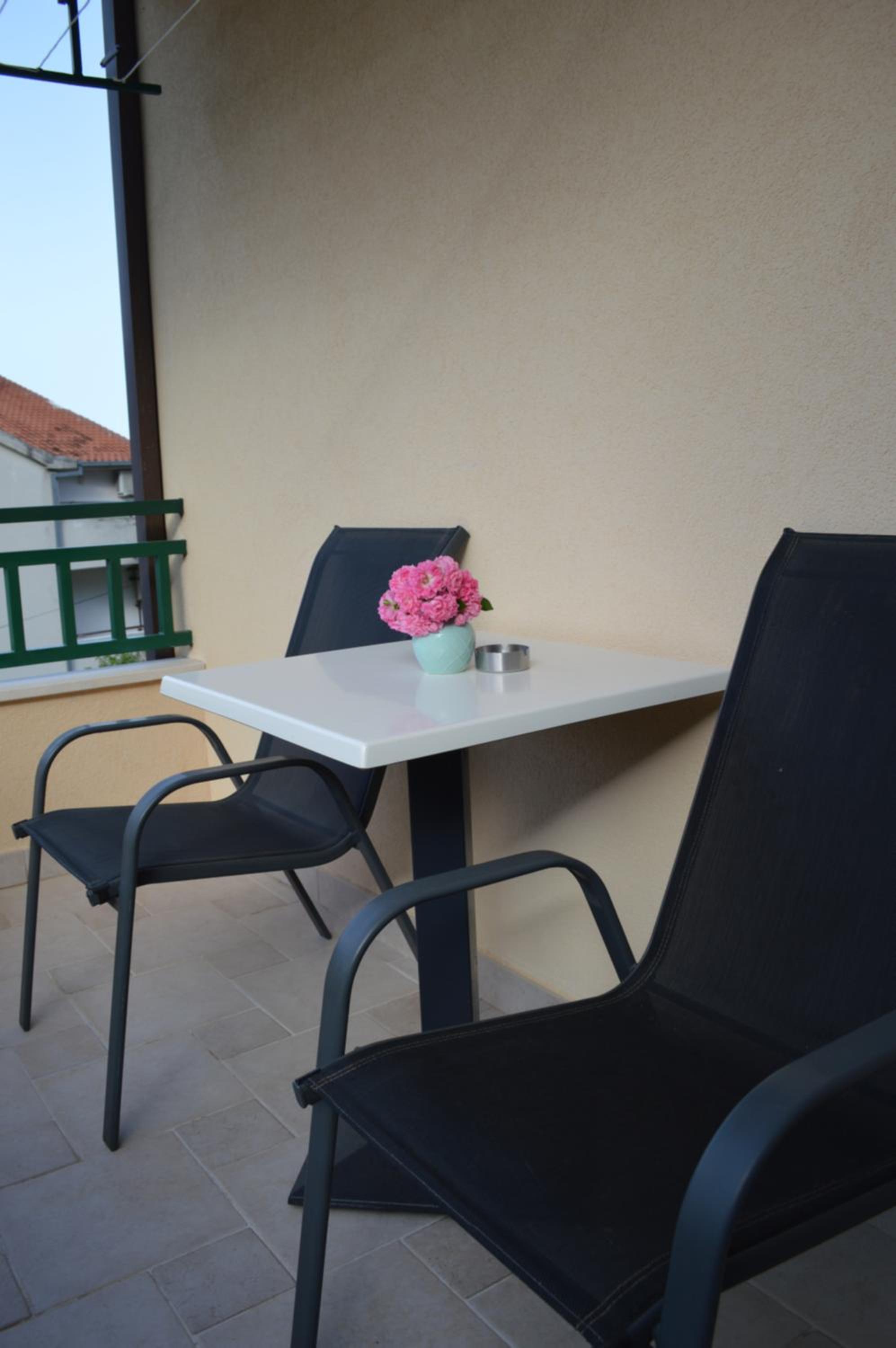 Apartment Garden View Makarska