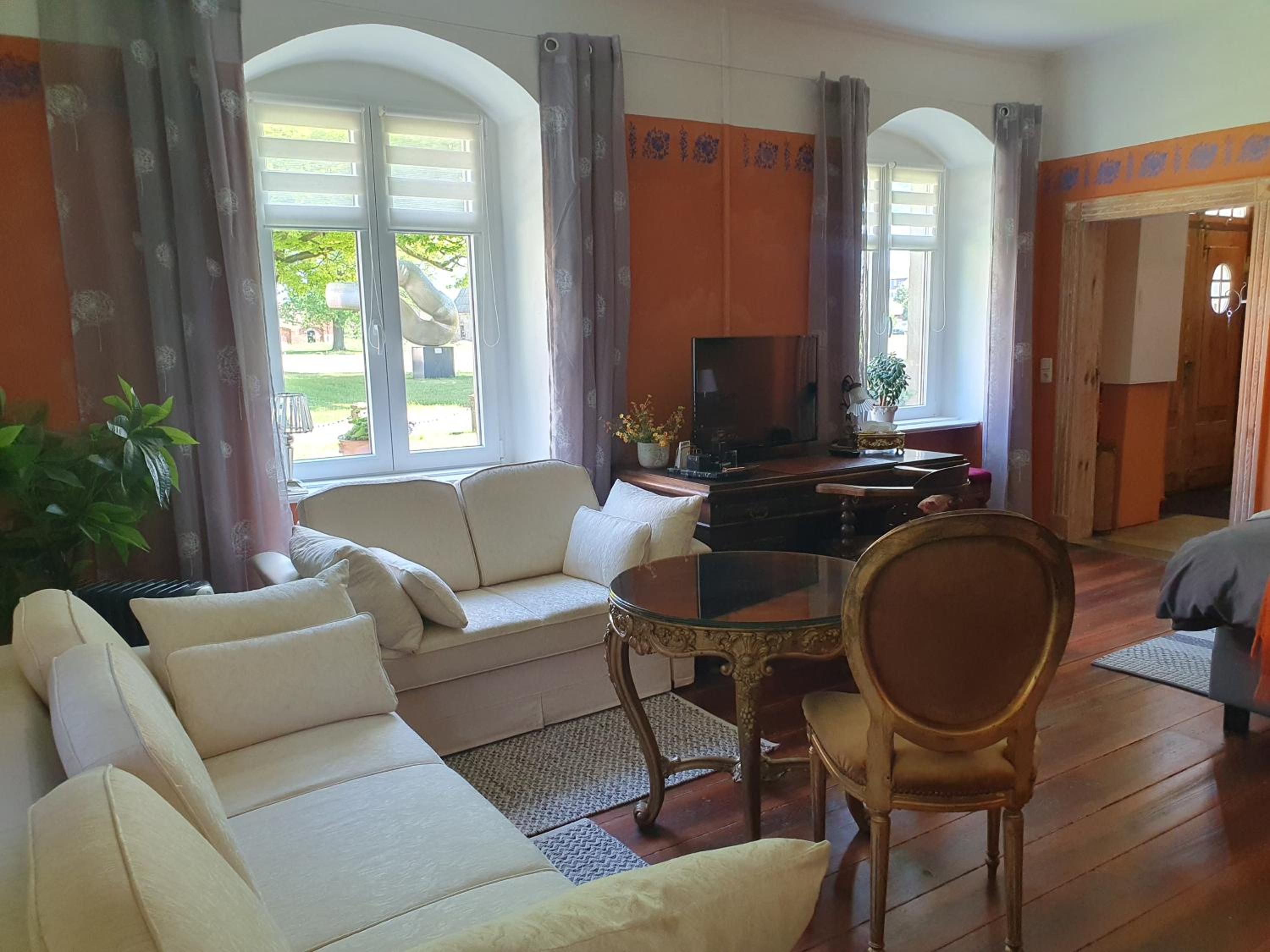 Gesindehaus am Schloss Kummerower See