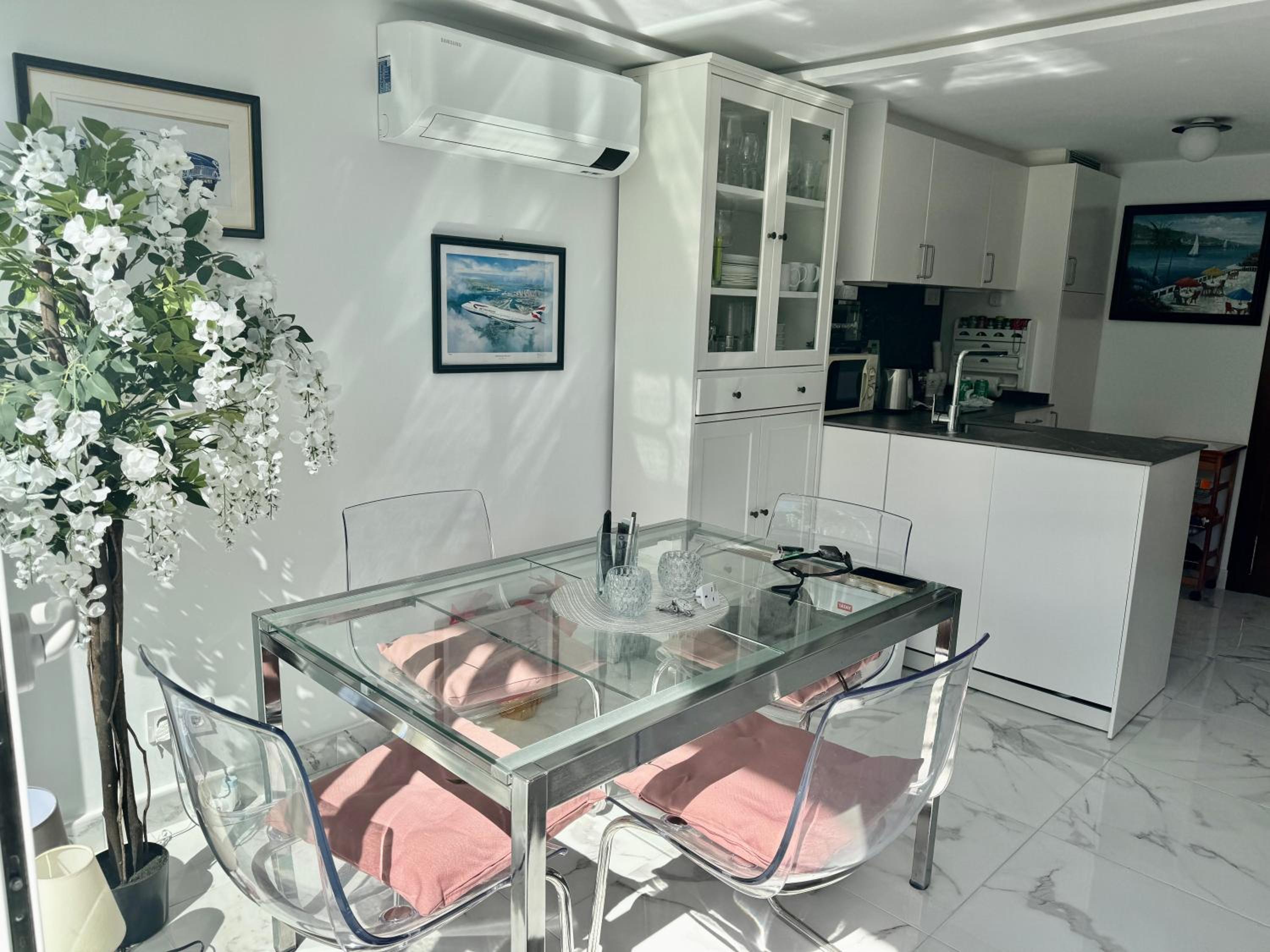 Skol Apartments Marbella