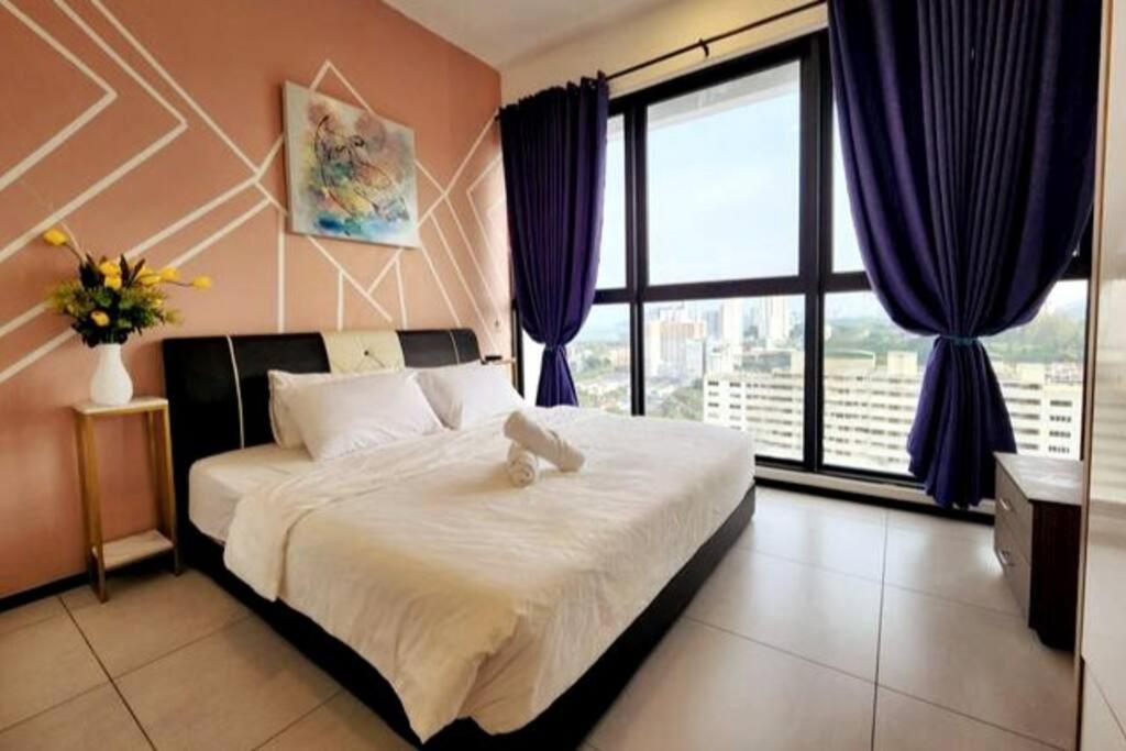 Urban Zenith Suites #3BR photo 7