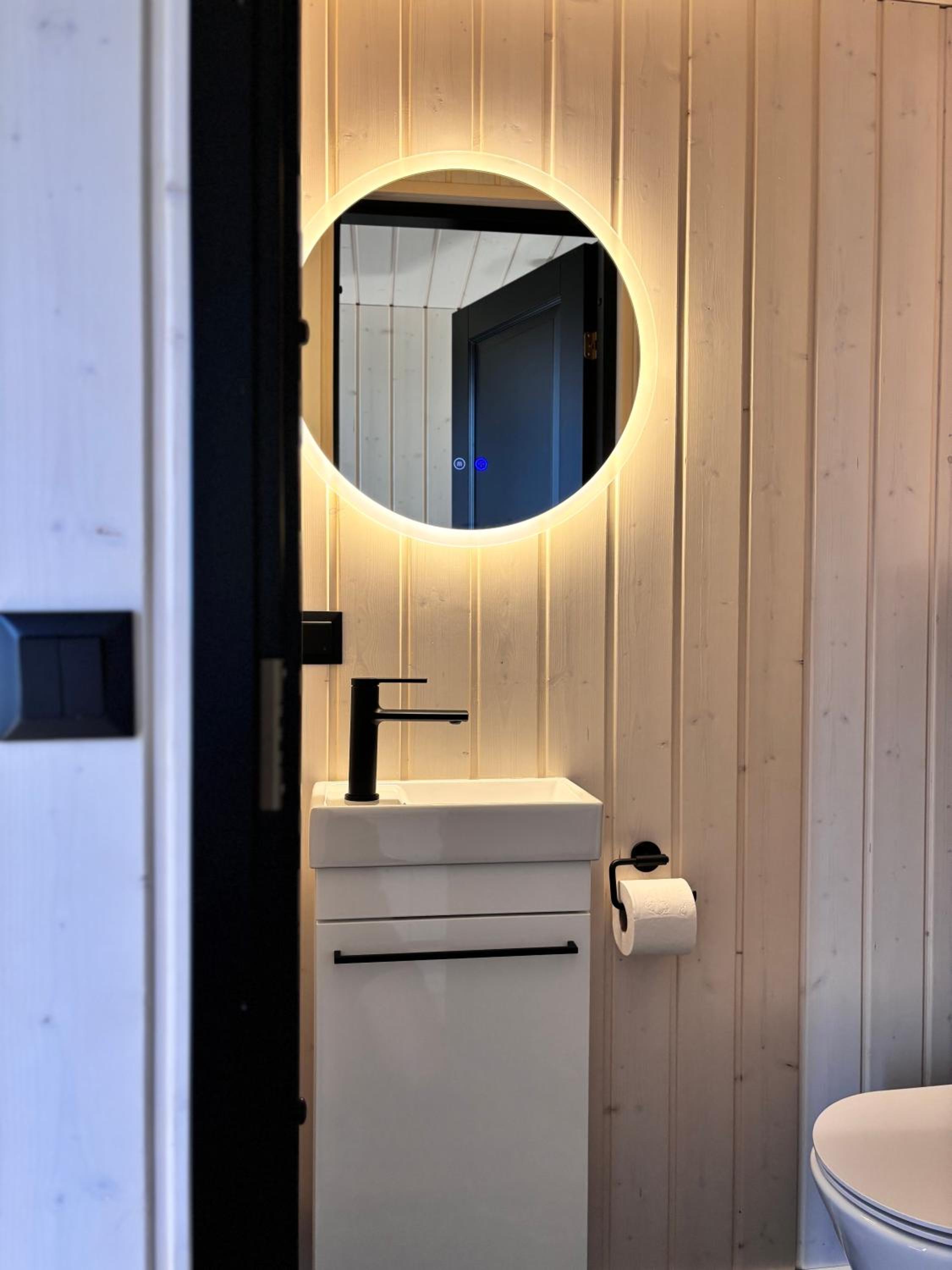 Sadama Willa with private mini SPA