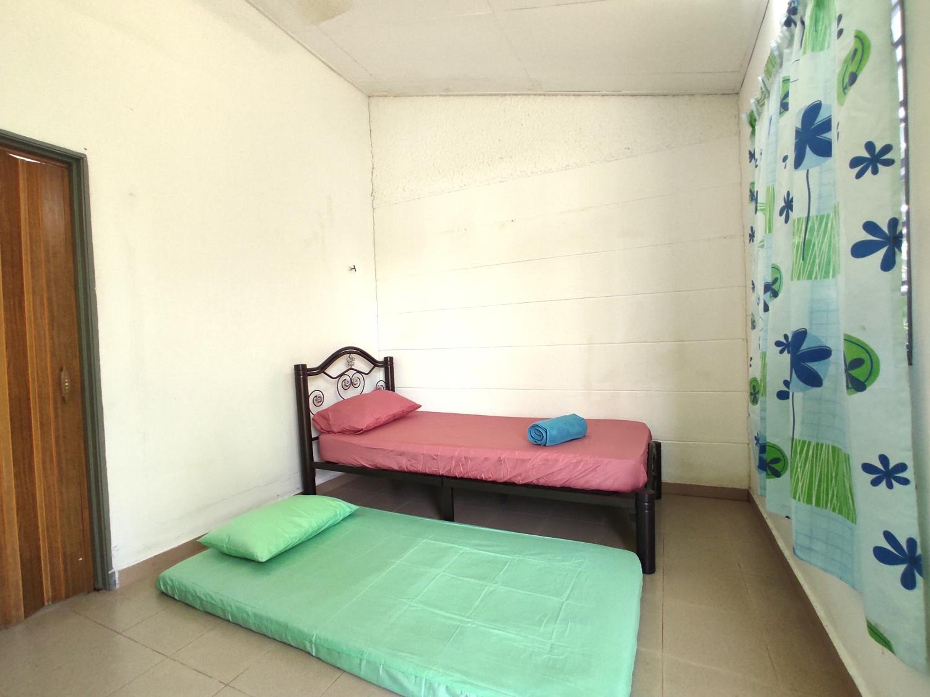 Roomstay Dekat Pekan