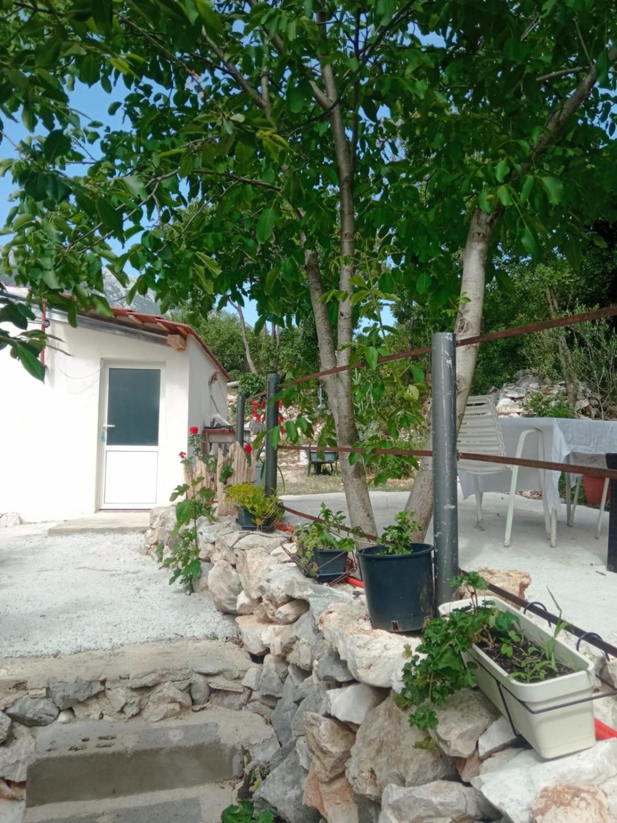 Studio Biokovo smaller object 22 m2