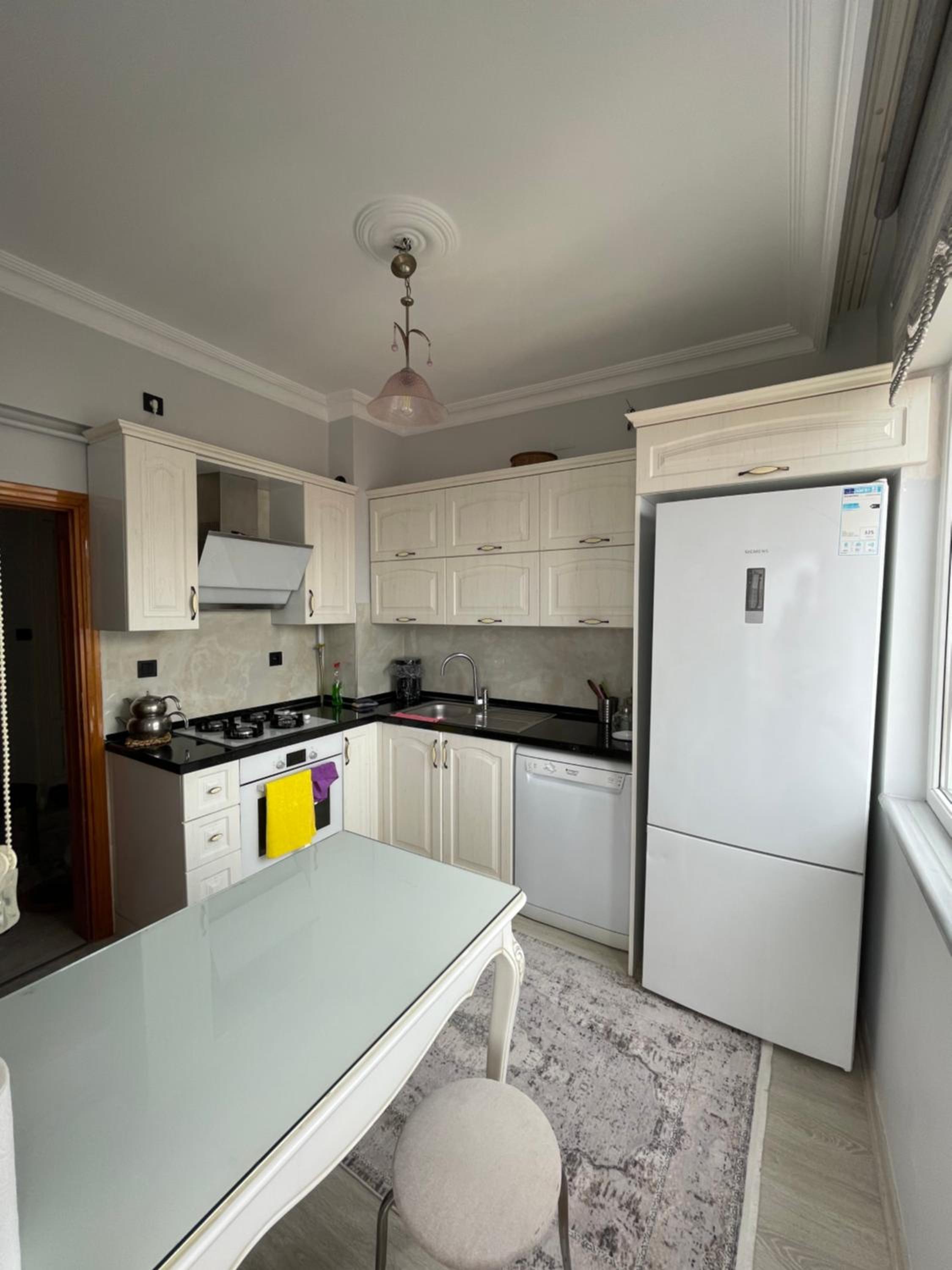 Şehir merkezinde site içerisinde lüks daire view 4