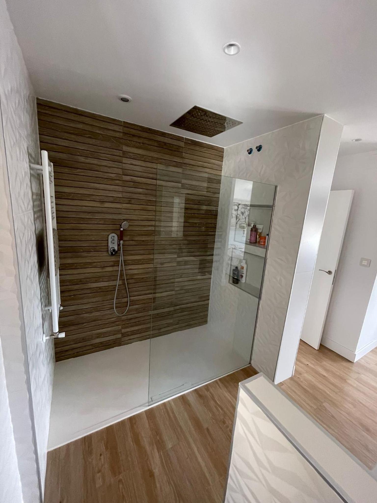 VILLA EXCLUSIVA con Piscina, Jardín y Barbacoa