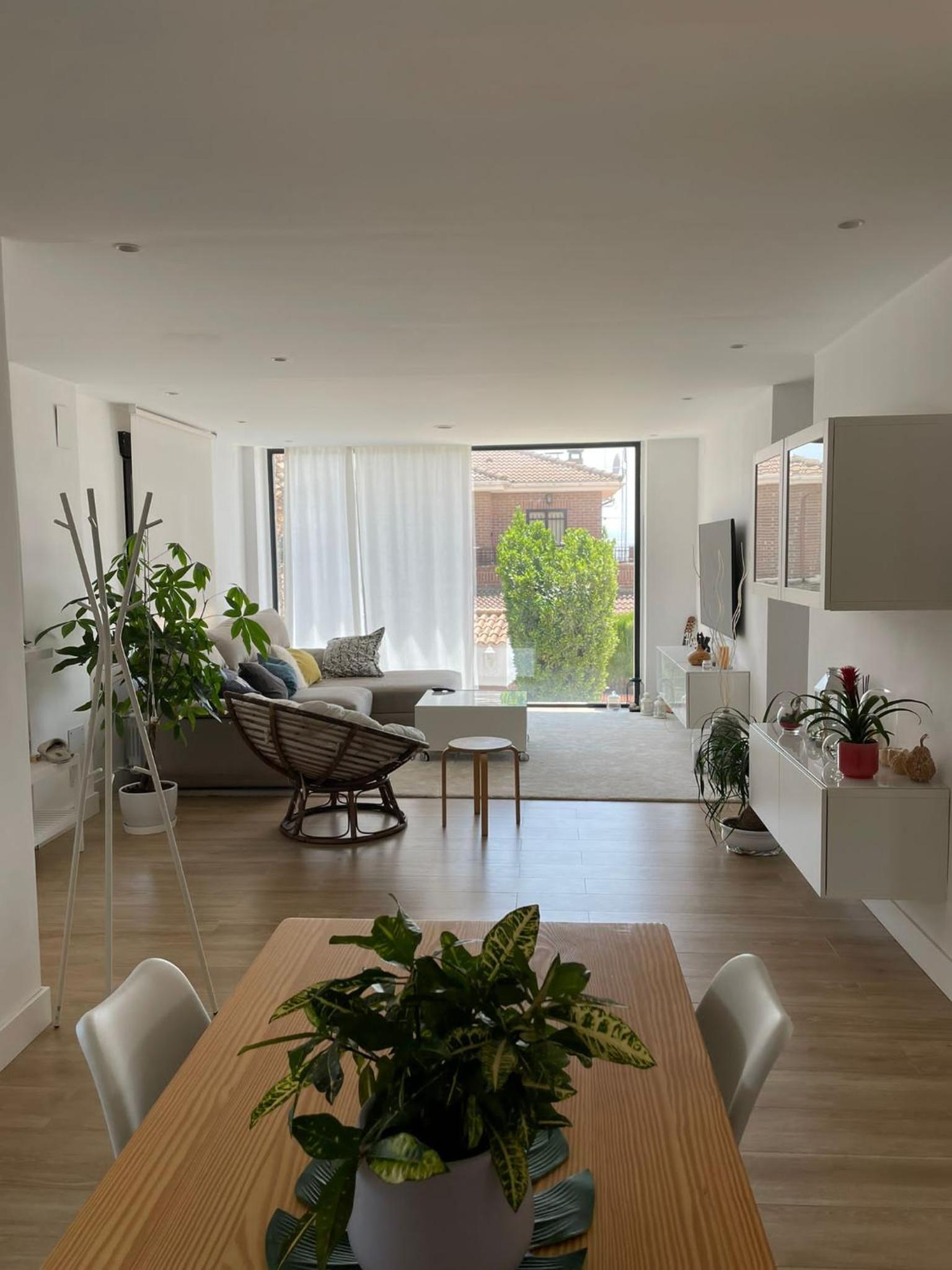 VILLA EXCLUSIVA con Piscina, Jardín y Barbacoa