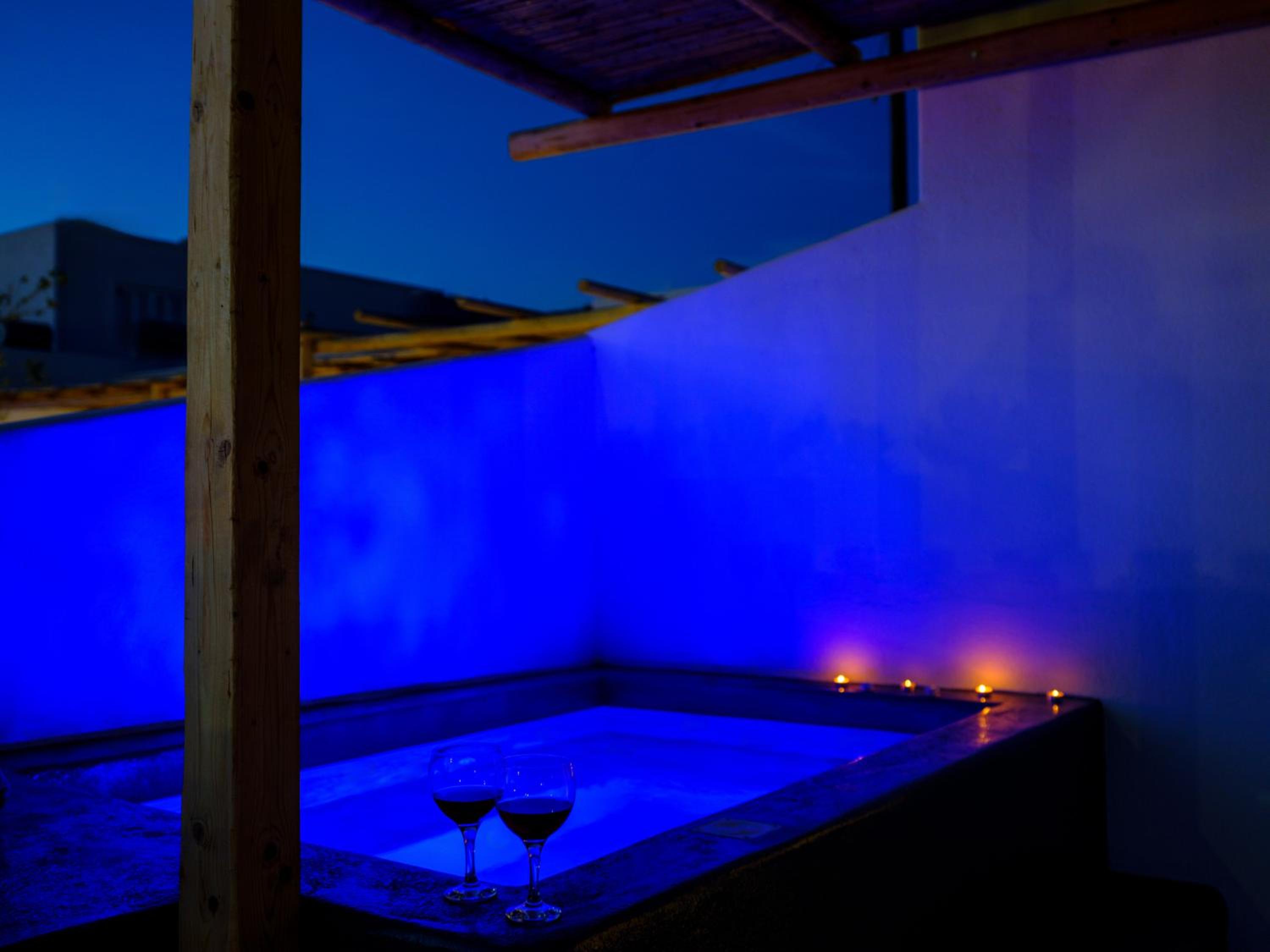 Athiri Luxury Suites